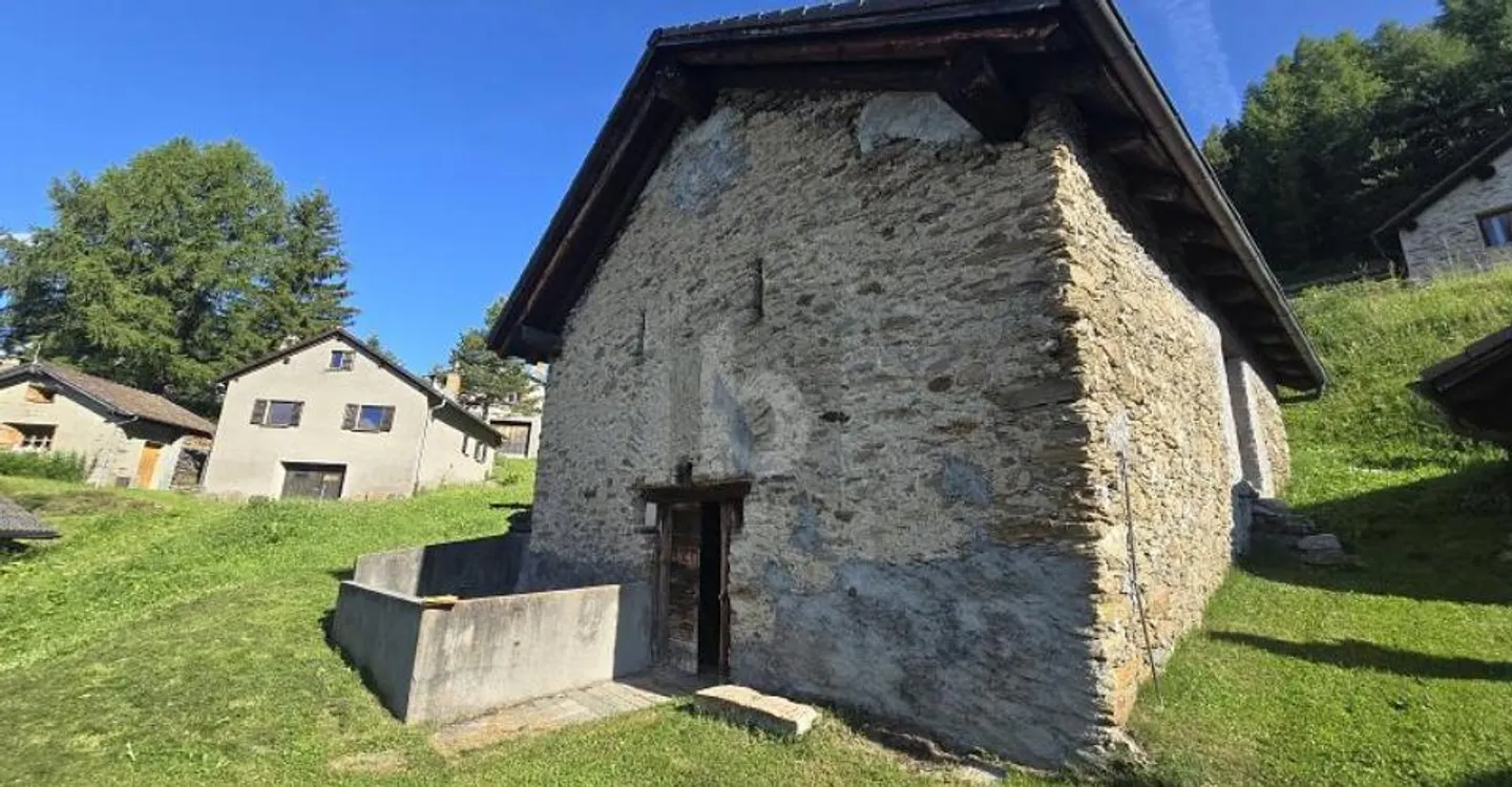 Opportunité de Rénovation Ensoleillée - Photo 1 sur 3
