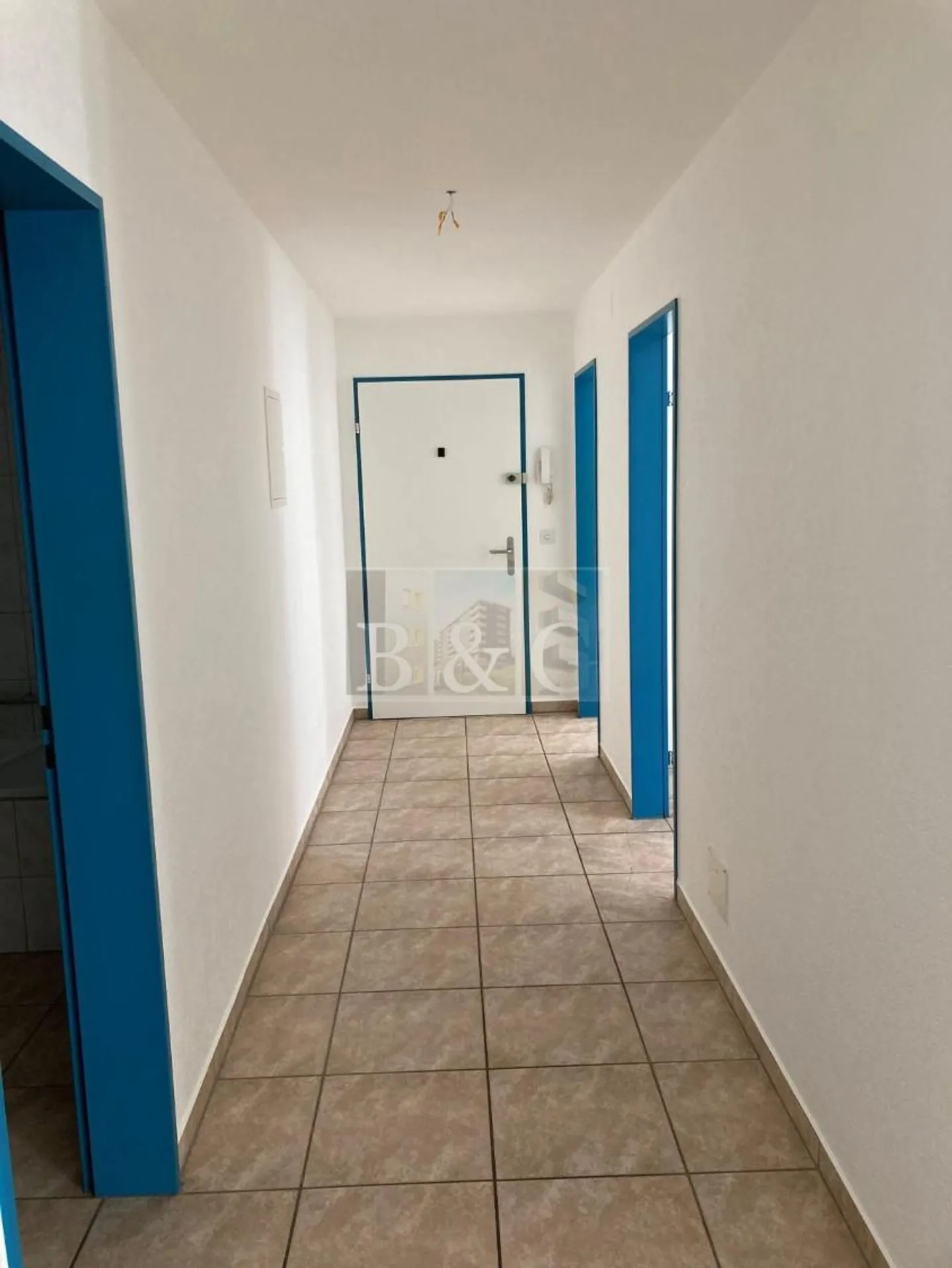 Modernes Apartment mit offener Küche - Foto 7 von 8