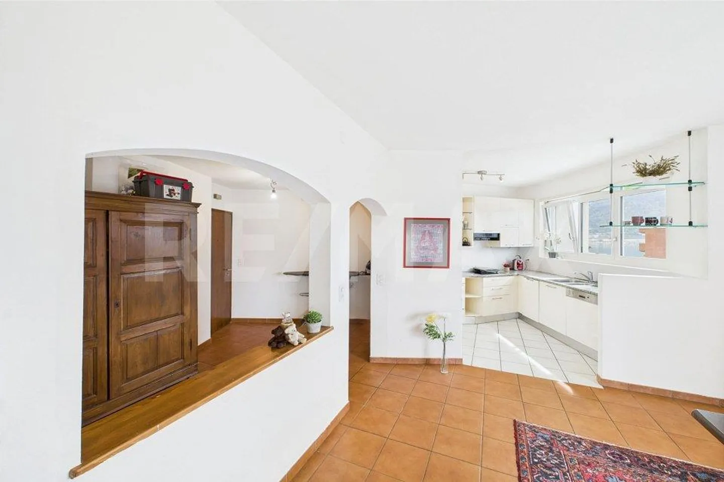 4½ Room Apartment: Central, Wonderful Terrace and Just Steps from the Lake! - Photo 5 of 10