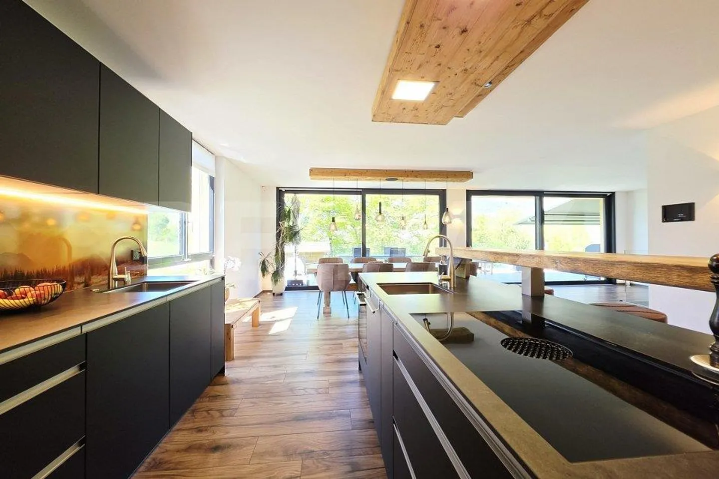 Modernes Einfamilienhaus mit Weitblick über das Rhonetal in Susten/VS - Photo 4 sur 13