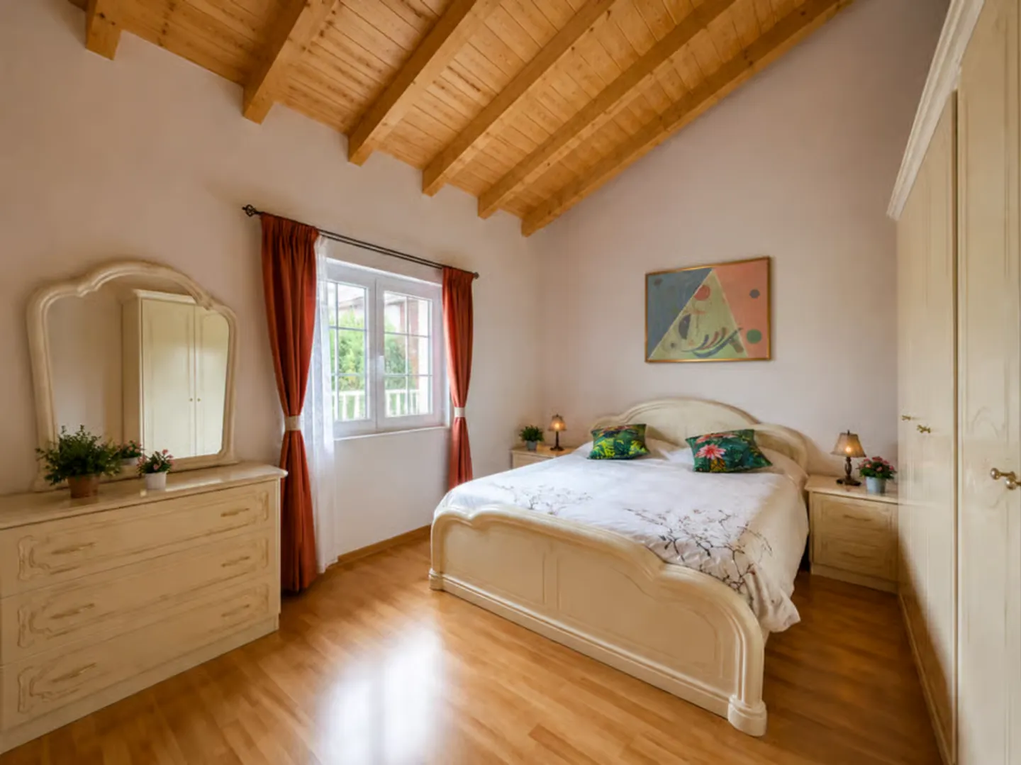 Very spacious individual villa of 5.5 rooms in Saxon with beautiful garden - Photo 6 of 13