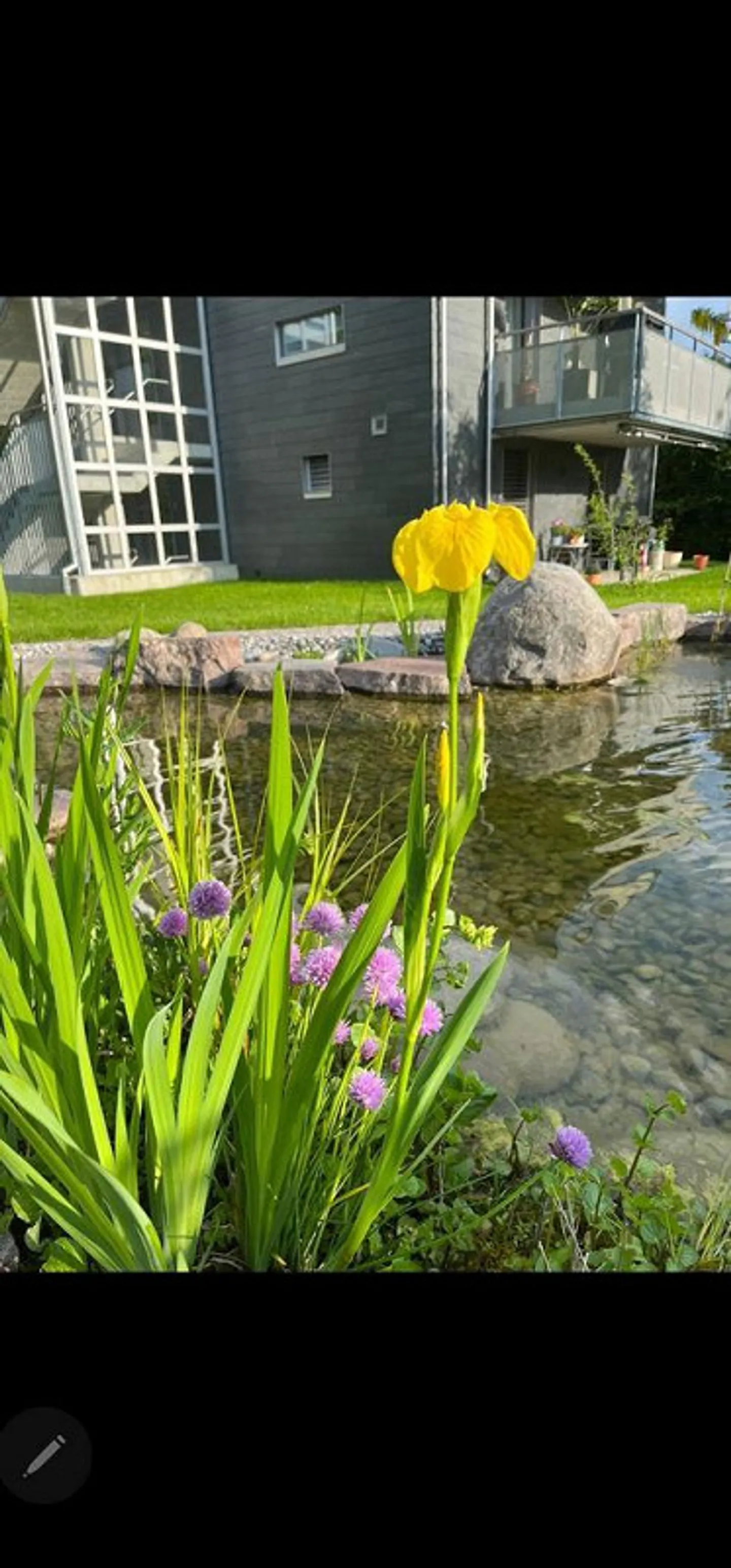 Vie Élevée dans un Quartier Privilégié - Photo 11 sur 12