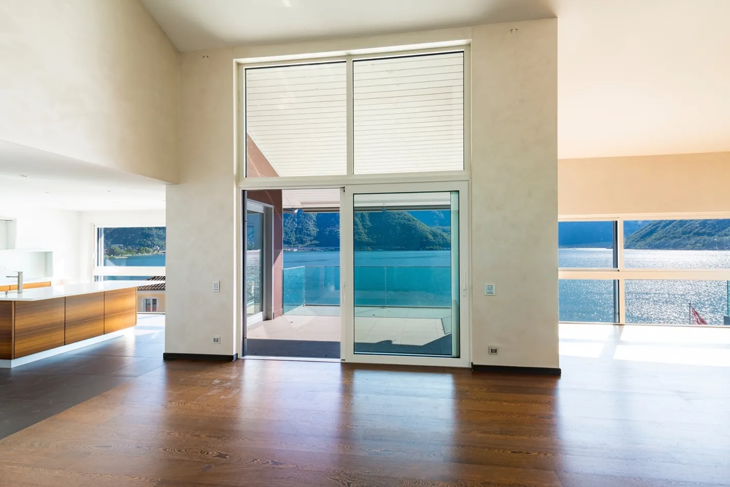 Penthouse di Lusso con Posto Barca - Foto 4 di 20