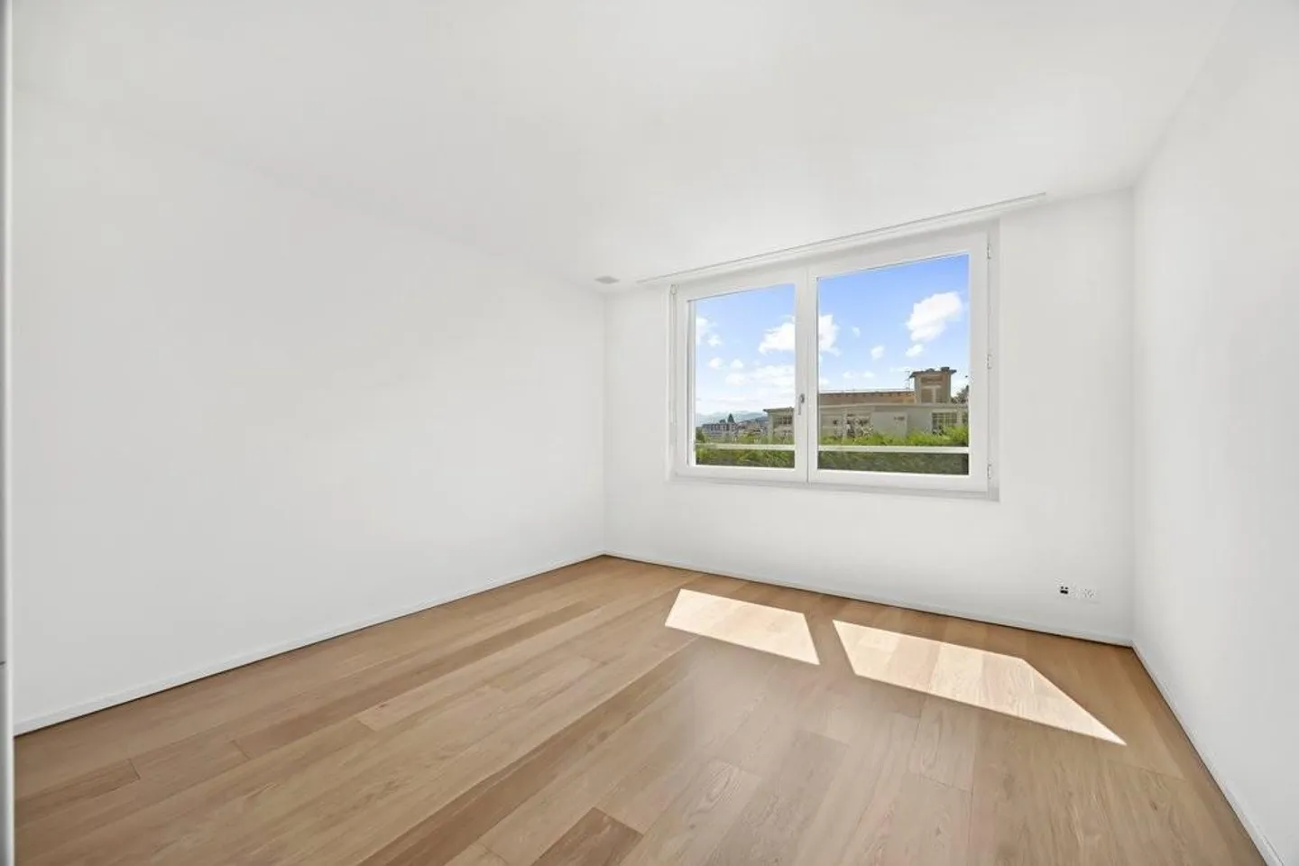 Hochwertige 5.5-Zimmerwohnung nur wenige Minuten vom Zürichsee - Foto 3 von 6