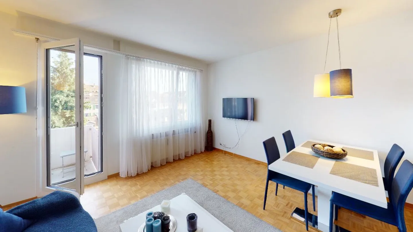 Unique Serviced Living @ Burgfelderplatz - Photo 5 of 8