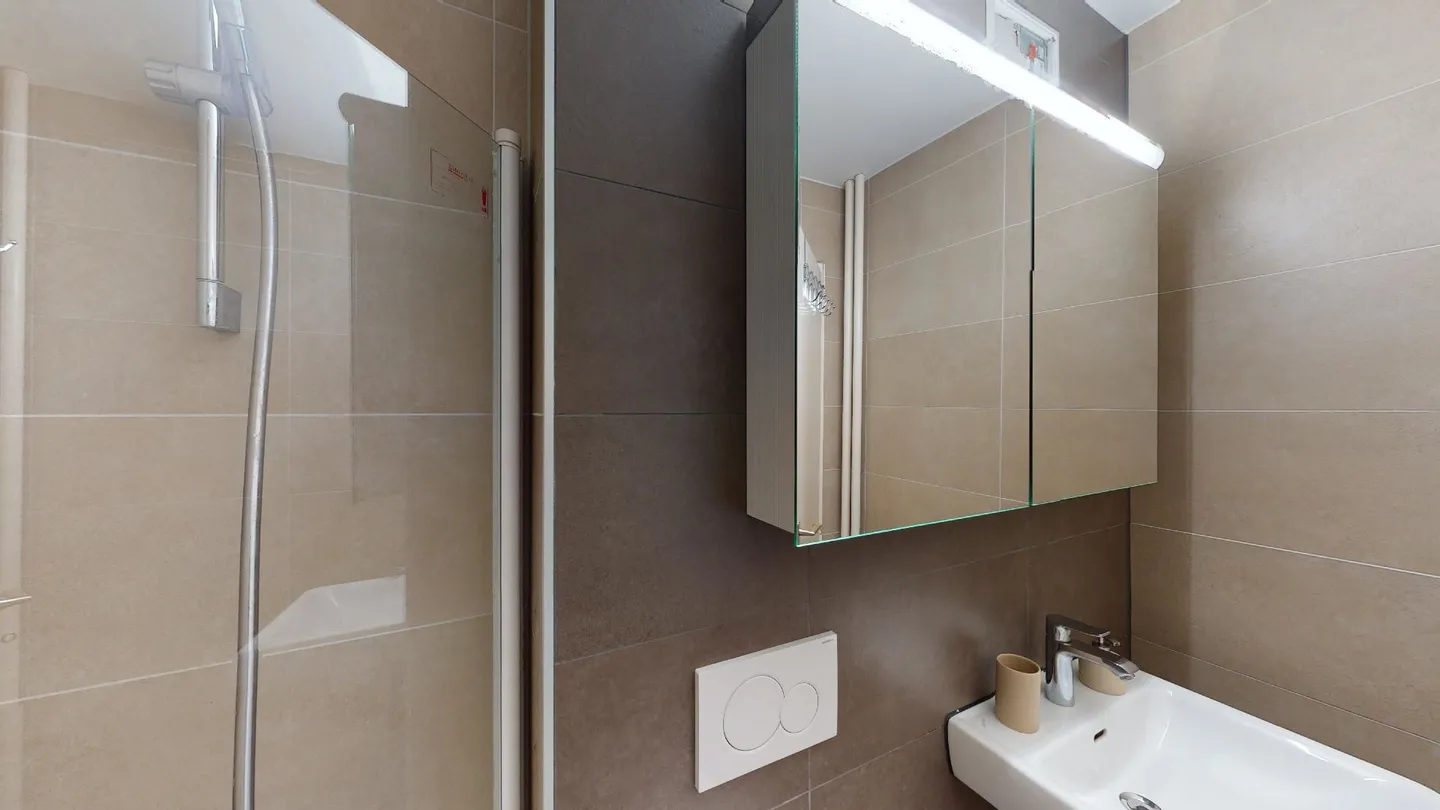 Unique Serviced Living @ Burgfelderplatz - Photo 6 of 8