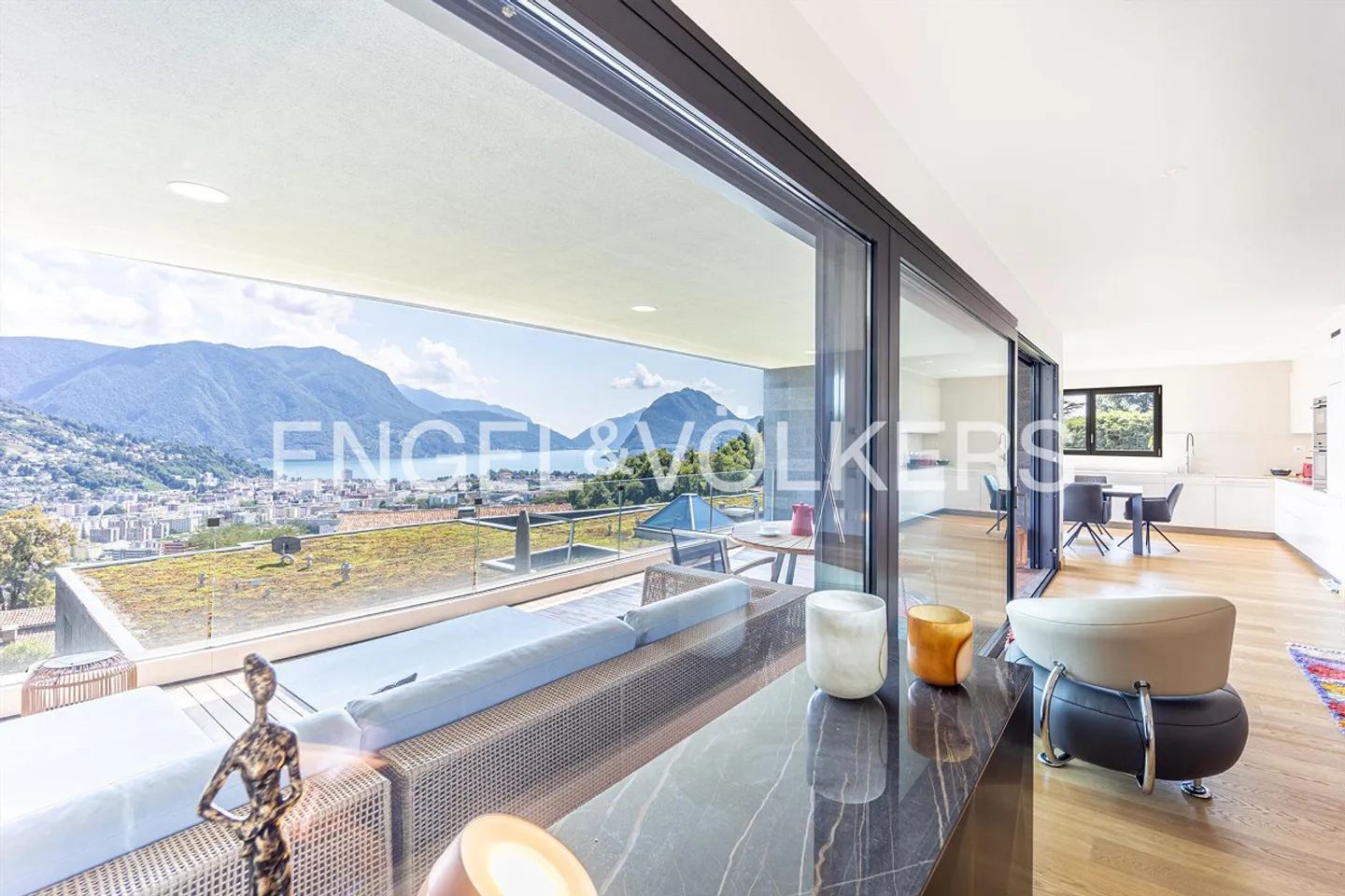 Appartement penthouse prestigieux 4.5 pièces avec vue imprenable - Photo 4 sur 14