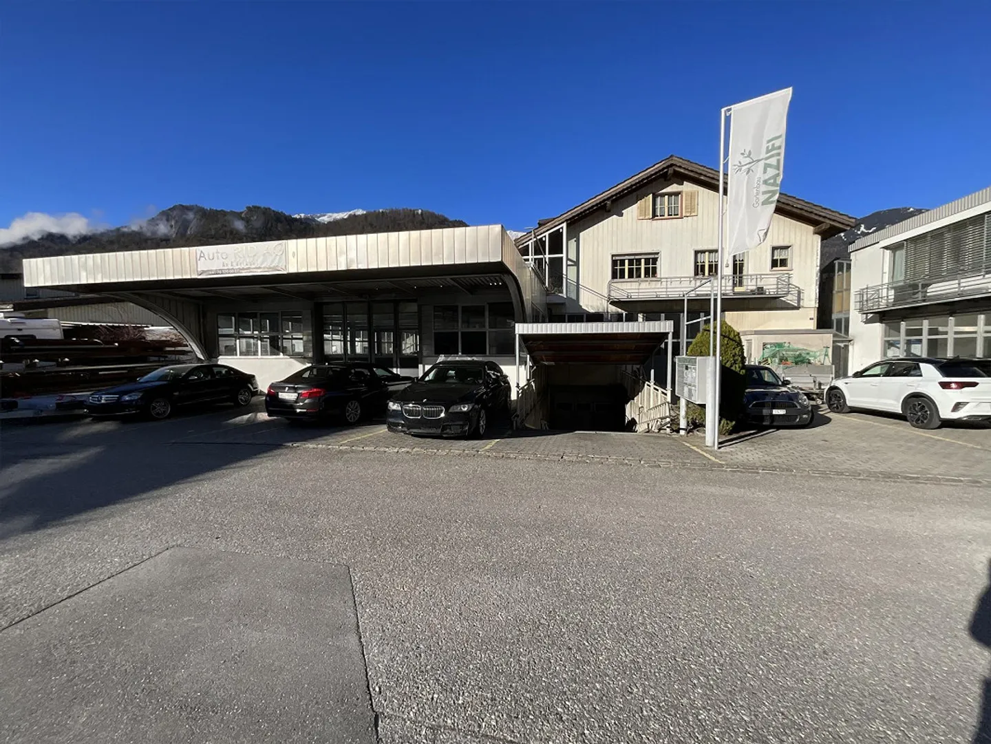 Edificio residenziale e commerciale - Foto 1 di 2