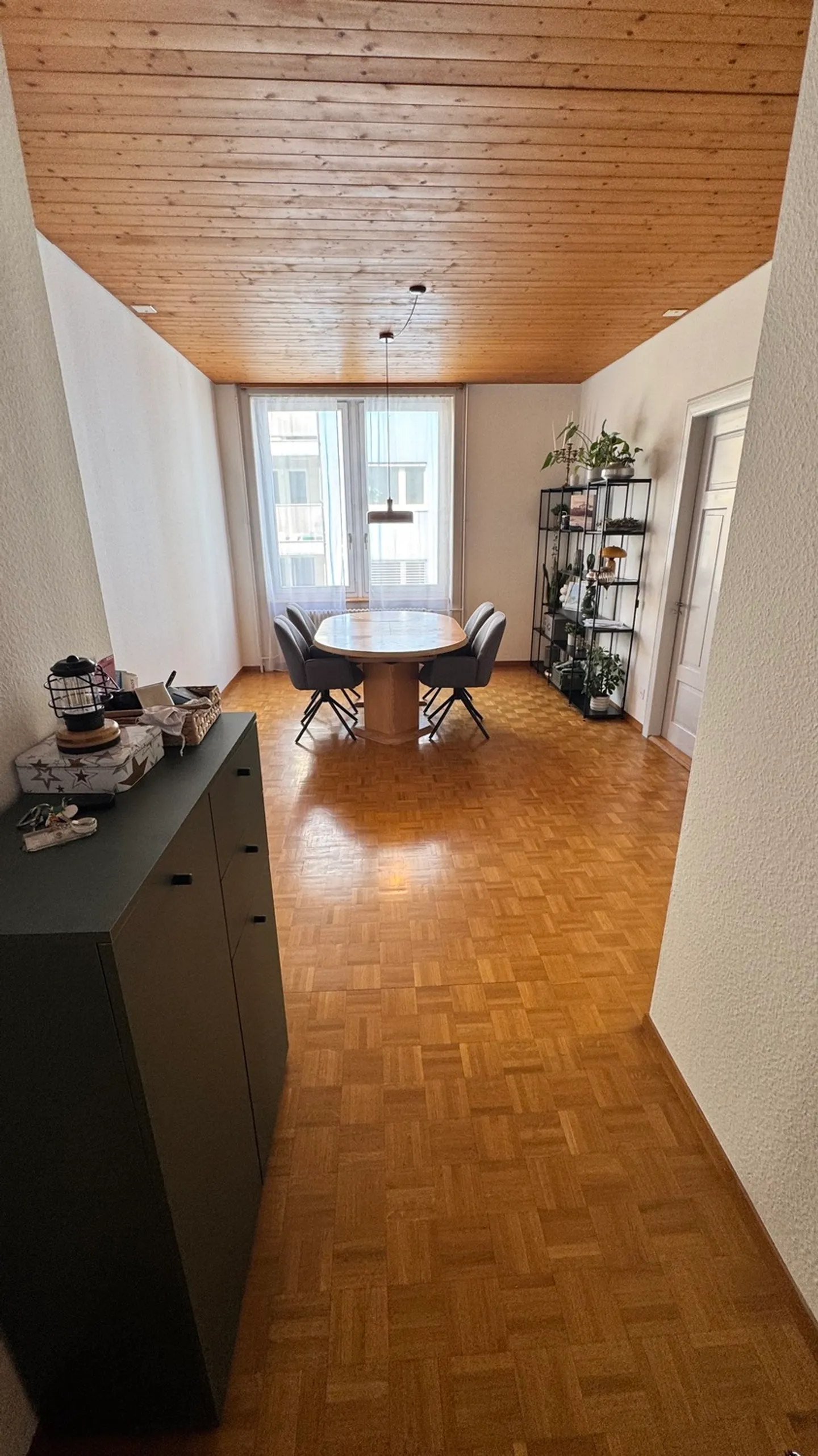 Apartment for rent - Photo 3 of 10