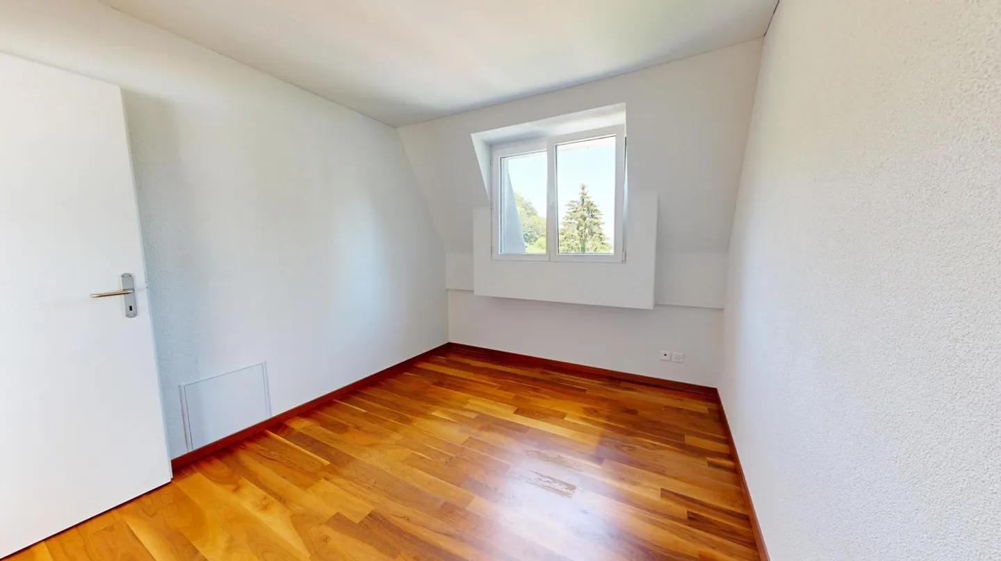 Stilvolle, moderne 5.5-Zi Attika-Wohnung (138 m2) mit grossem Balkon - Photo 3 of 18