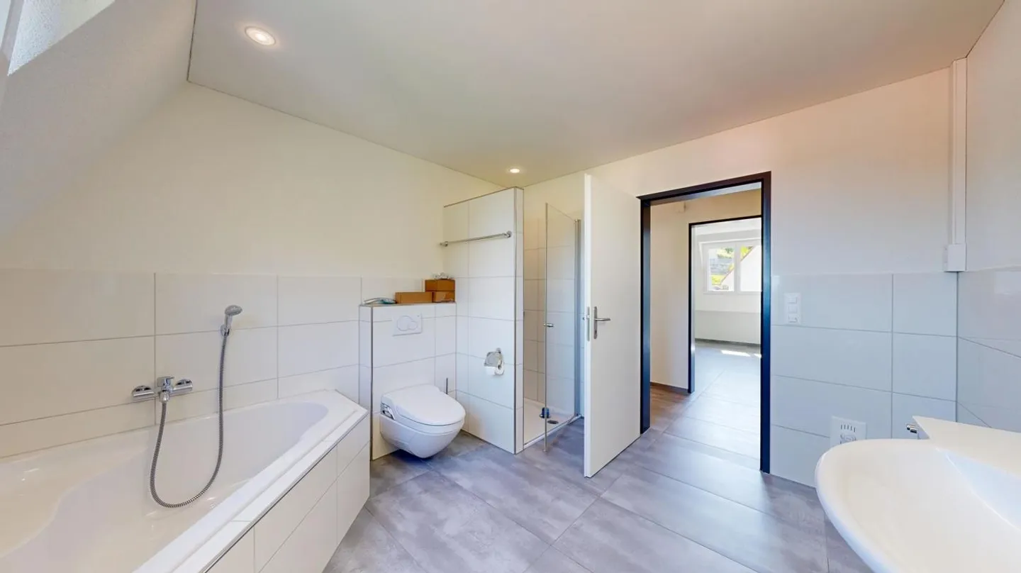Stilvolle, moderne 5.5-Zi Attika-Wohnung (138 m2) mit grossem Balkon - Photo 10 of 18