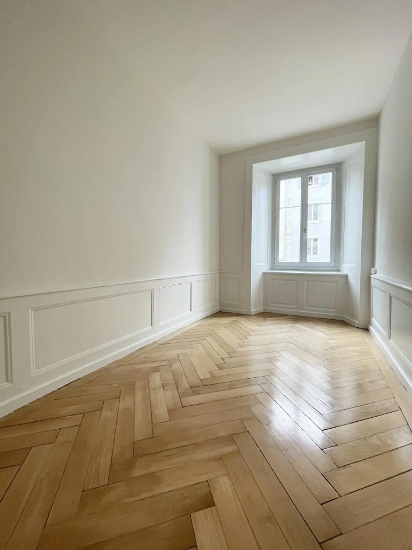 04876 - Appartement 3 pièces - Promenade 13 - La Chaux-de-Fonds - Photo 3 sur 5