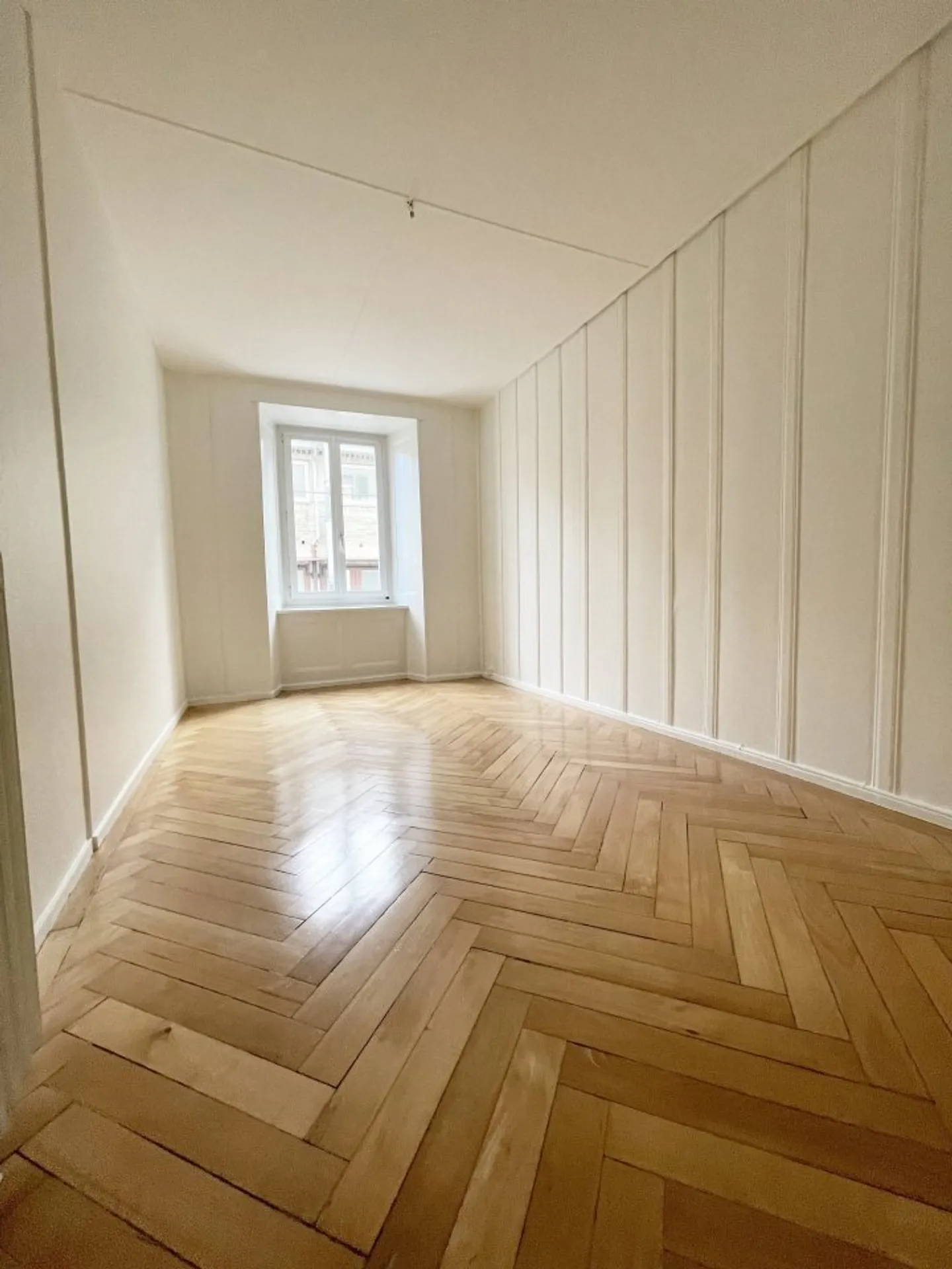 04876 - Appartement 3 pièces - Promenade 13 - La Chaux-de-Fonds - Photo 4 sur 5