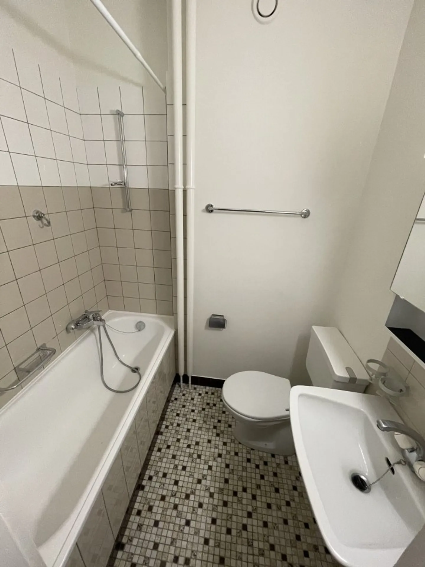 04876 - Appartement 3 pièces - Promenade 13 - La Chaux-de-Fonds - Photo 5 sur 5