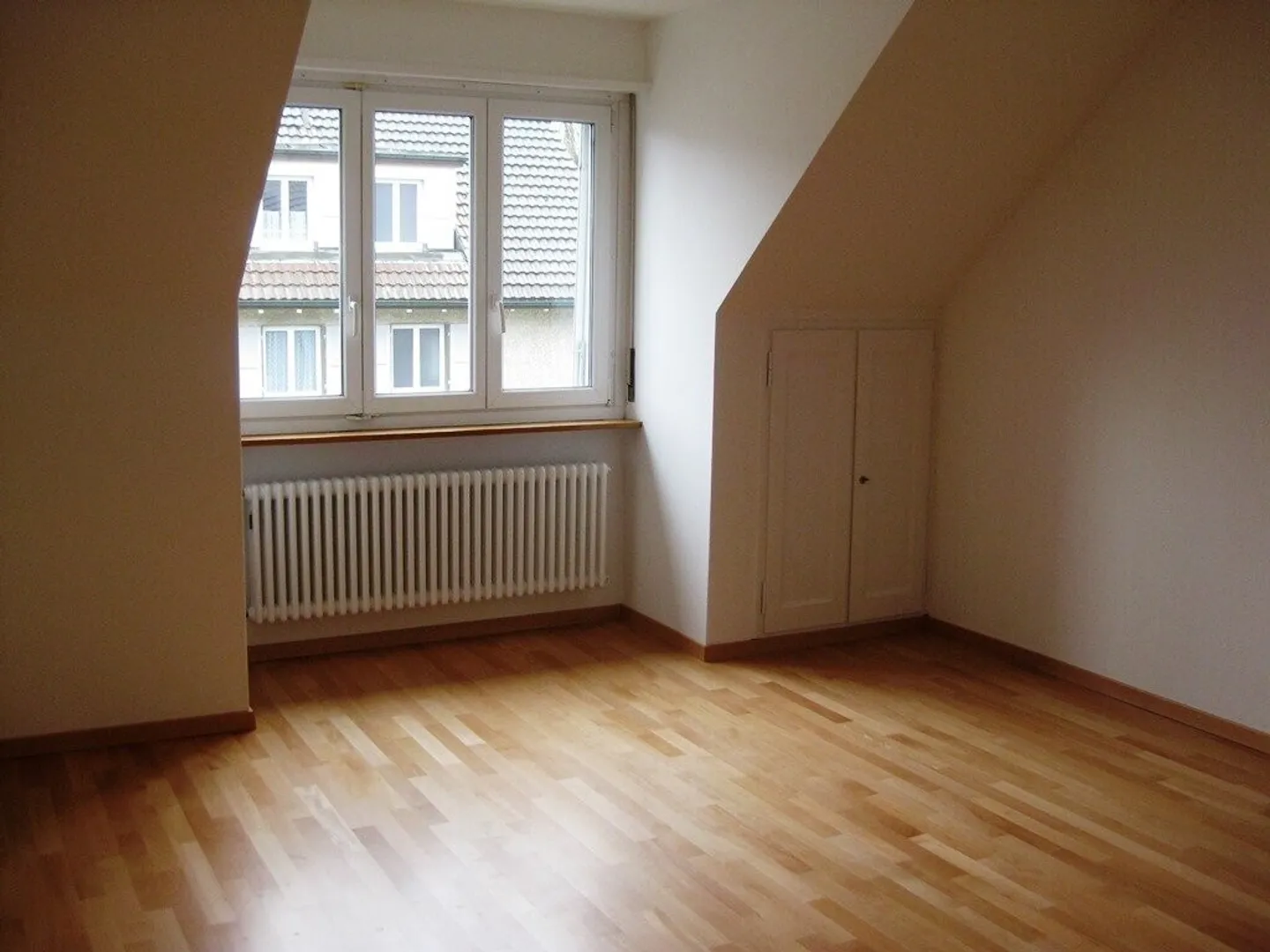 Apartment for rent - Photo 2 of 6