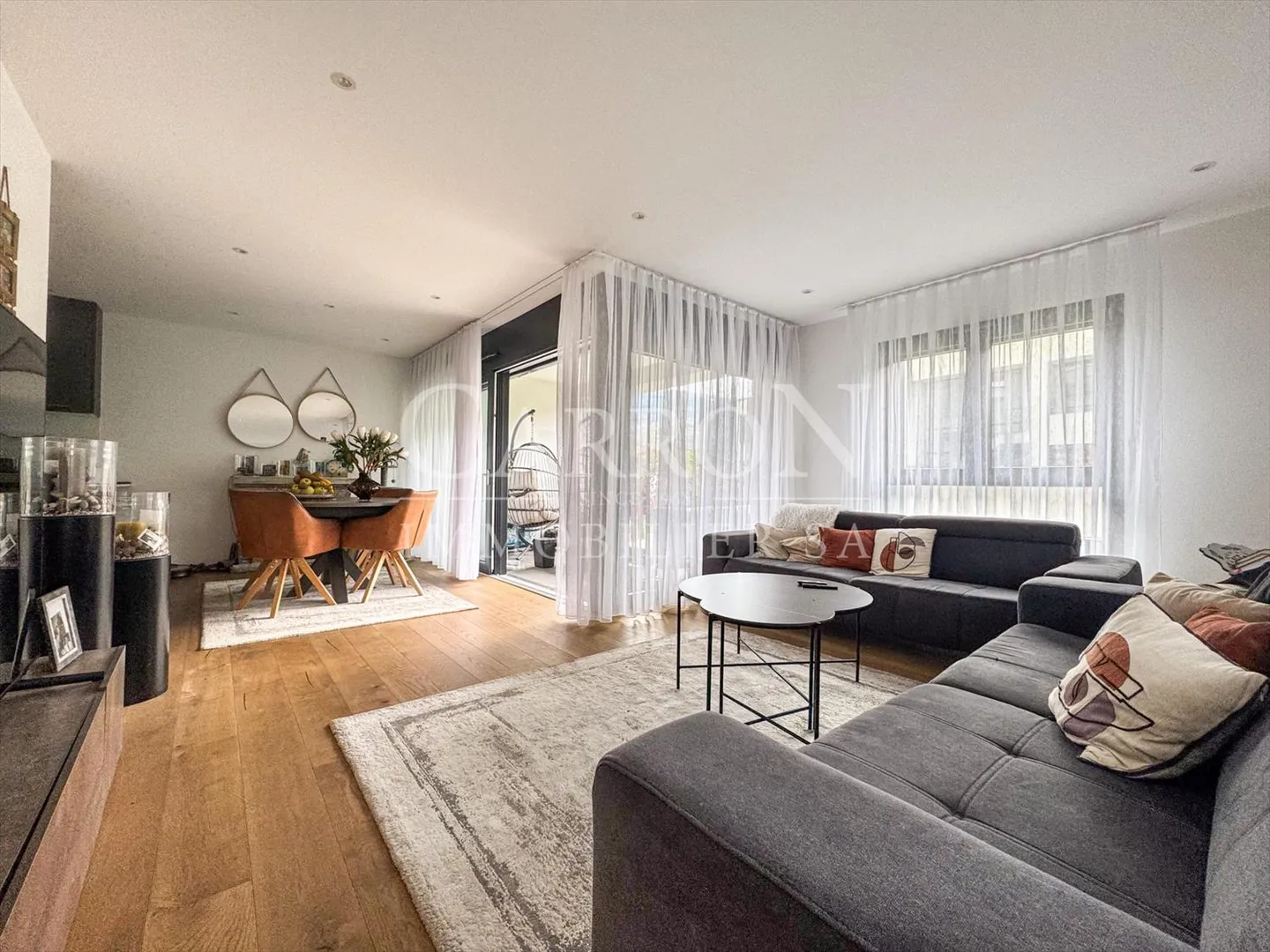 Appartamento in vendita - Foto 2 di 10