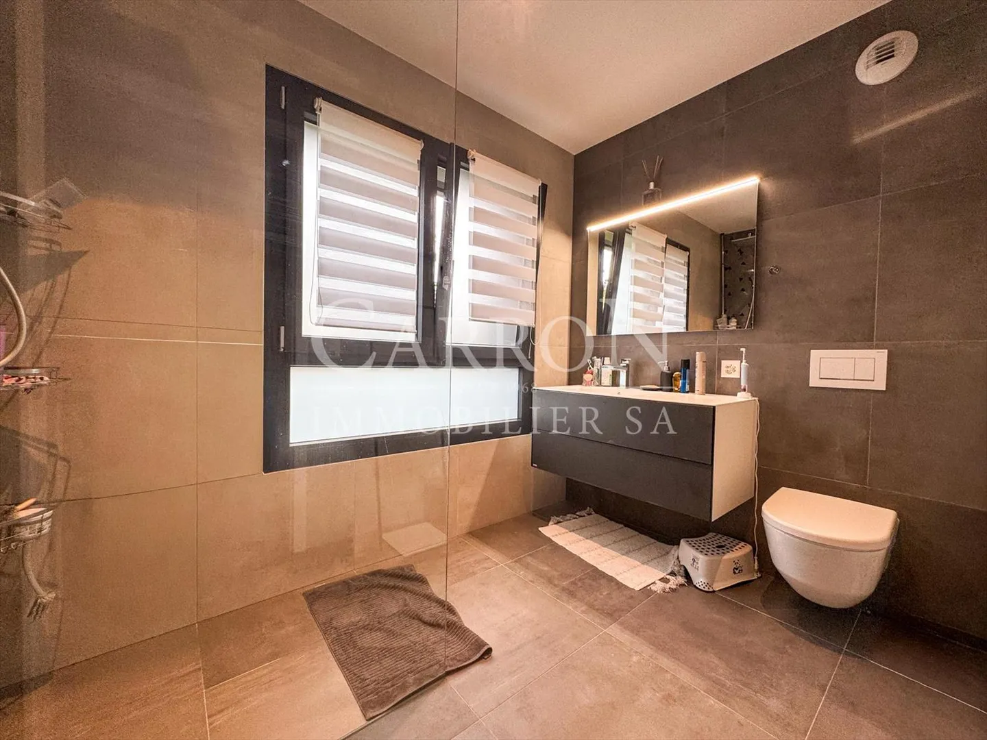 Appartamento in vendita - Foto 8 di 10