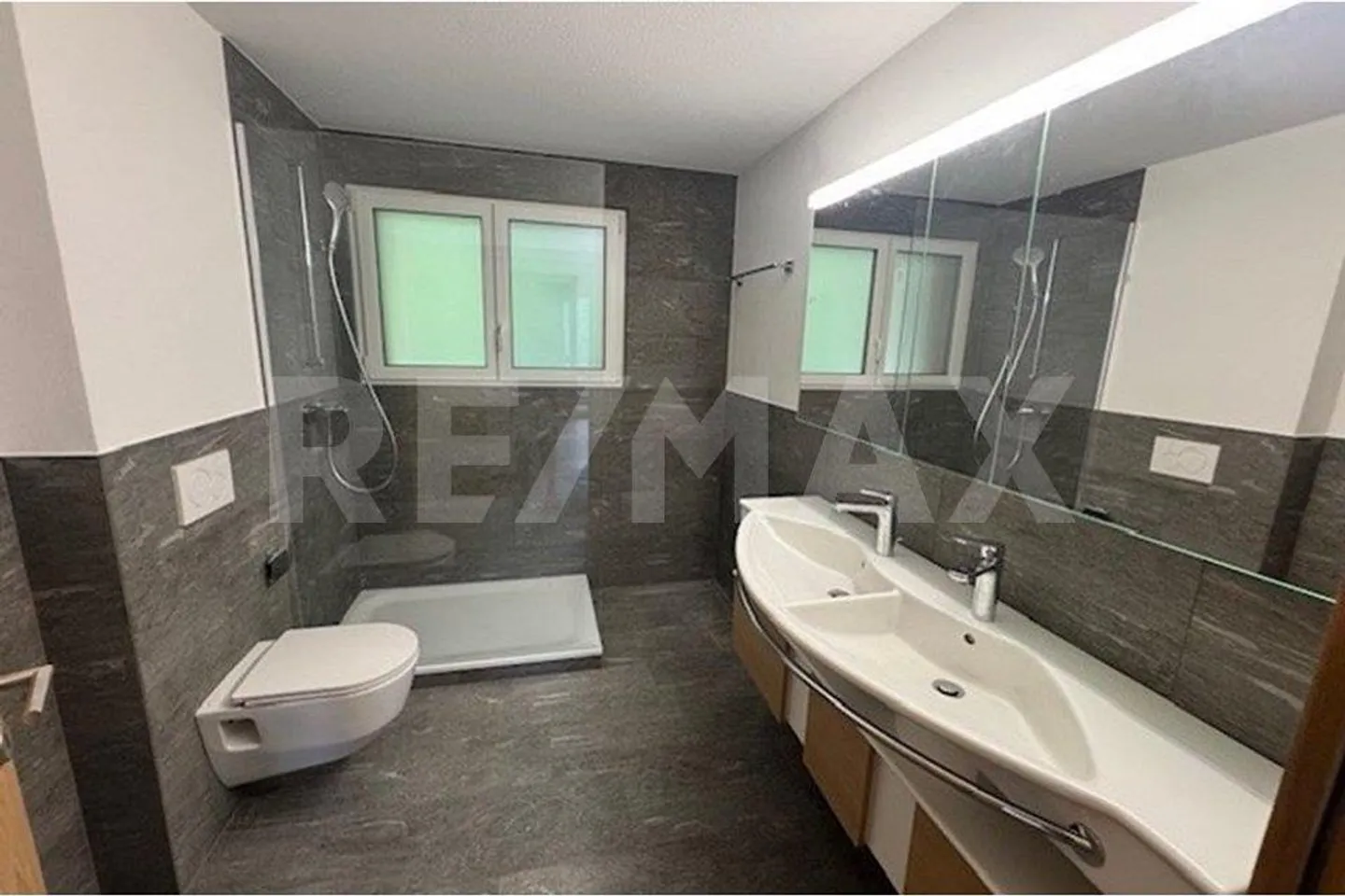 3 Room Apartment with Great View - Photo 1 of 9