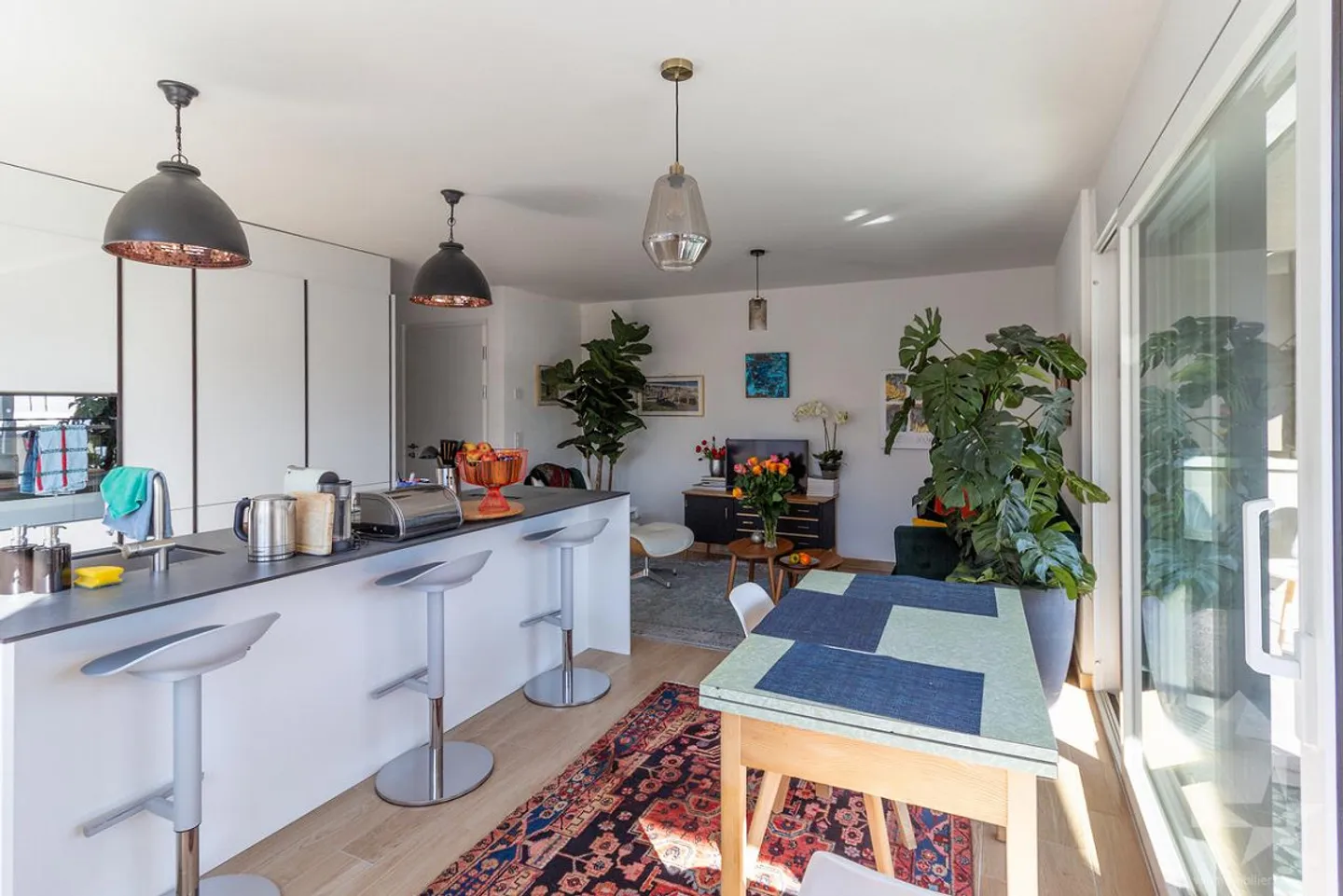 3.5-room apartment with 17 m2 balcony and unobstructed view - Photo 7 of 19