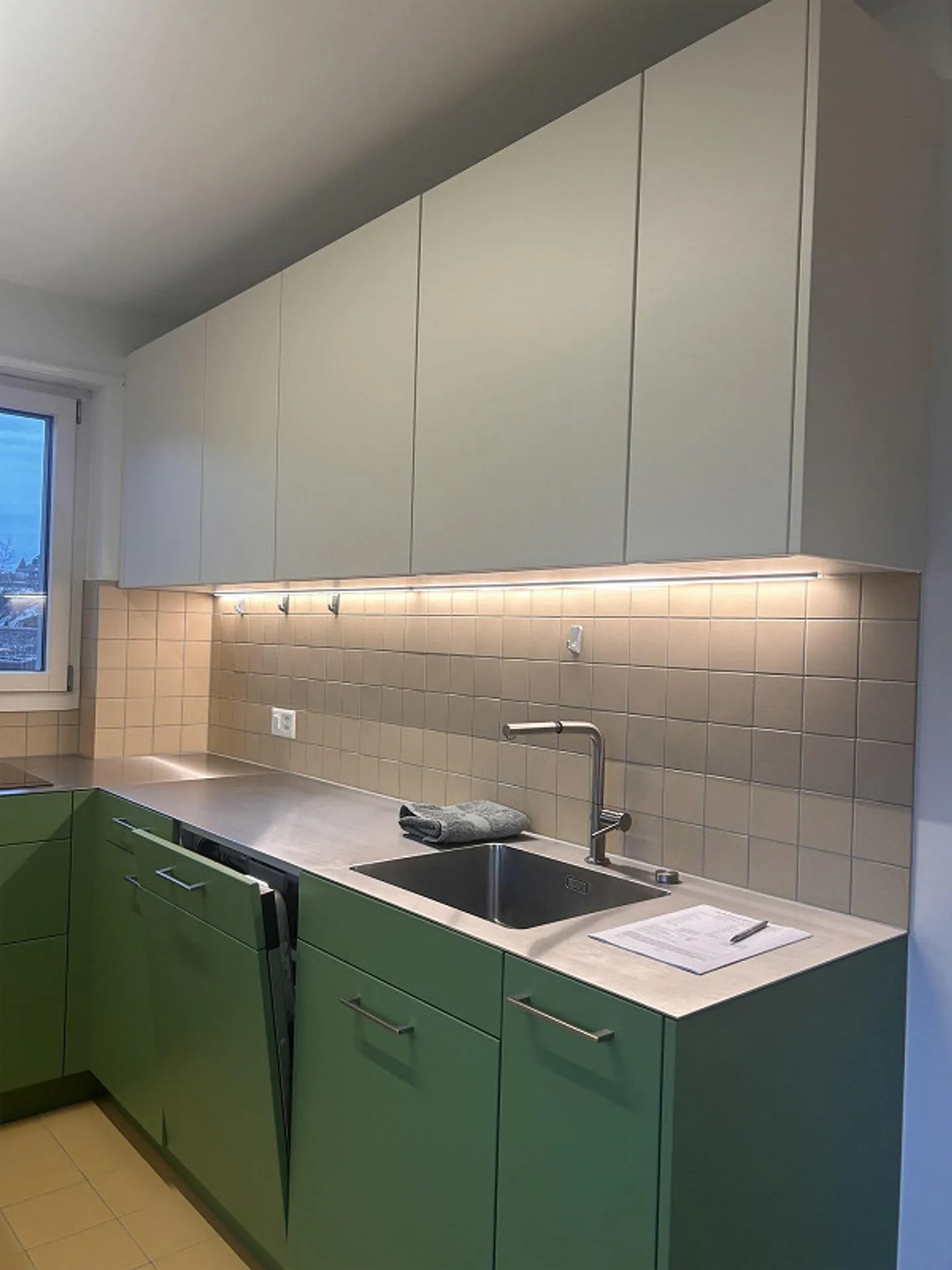 Appartement rénové de 4 pièces avec charme à Köniz - Photo 8 sur 18