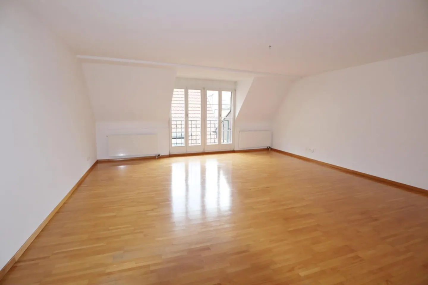 Charmante Wohnung in Luzern - Foto 2 von 7