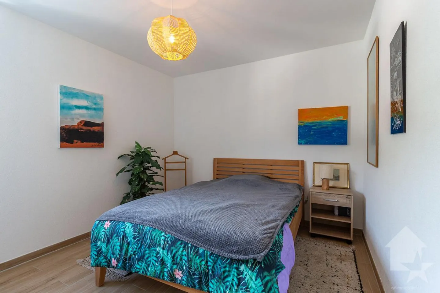 3.5-room apartment with 17 m2 balcony and unobstructed view - Photo 12 of 19