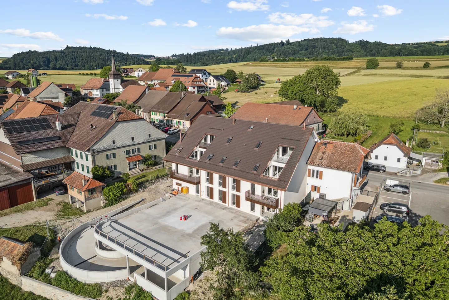 Village XVI Charming 4.5 rooms with balcony - Photo 2 of 14