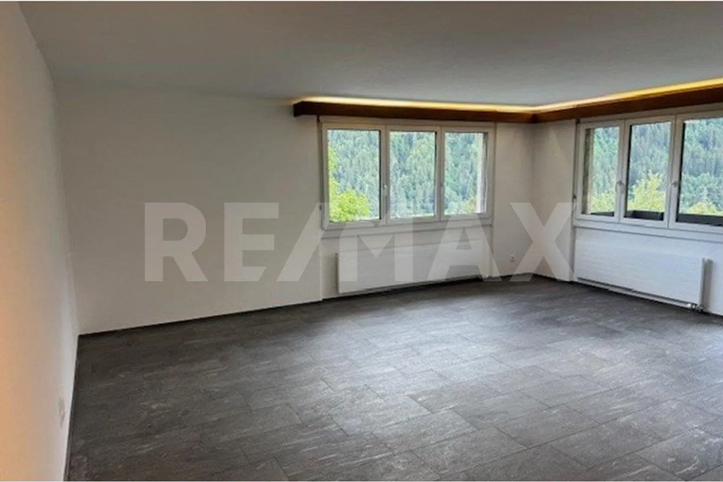 3 Room Apartment with Great View - Photo 6 of 9