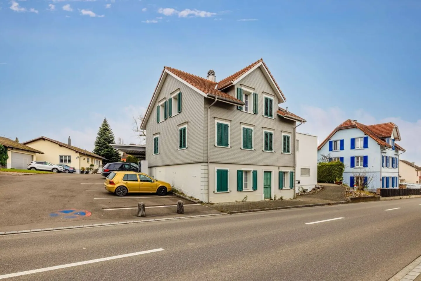 Investissement : Immeuble résidentiel à l'épreuve du temps avec un rendement durable - Photo 1 sur 7