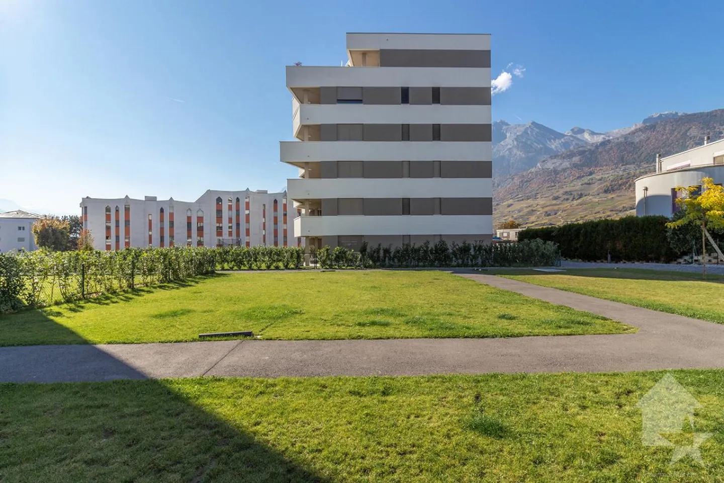 3.5-room apartment with 17 m2 balcony and unobstructed view - Photo 19 of 19