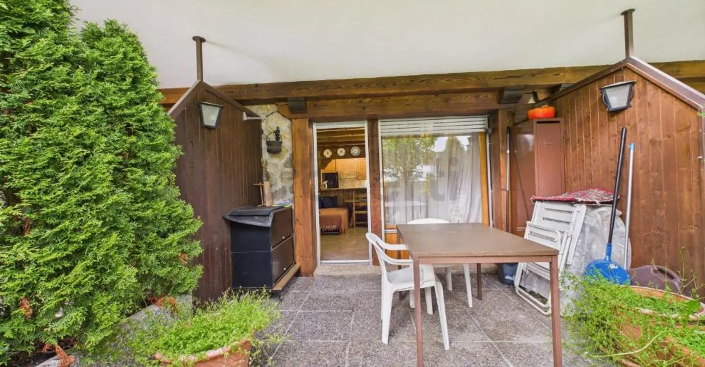 Charmant studio avec terrasse - Photo 9 sur 10