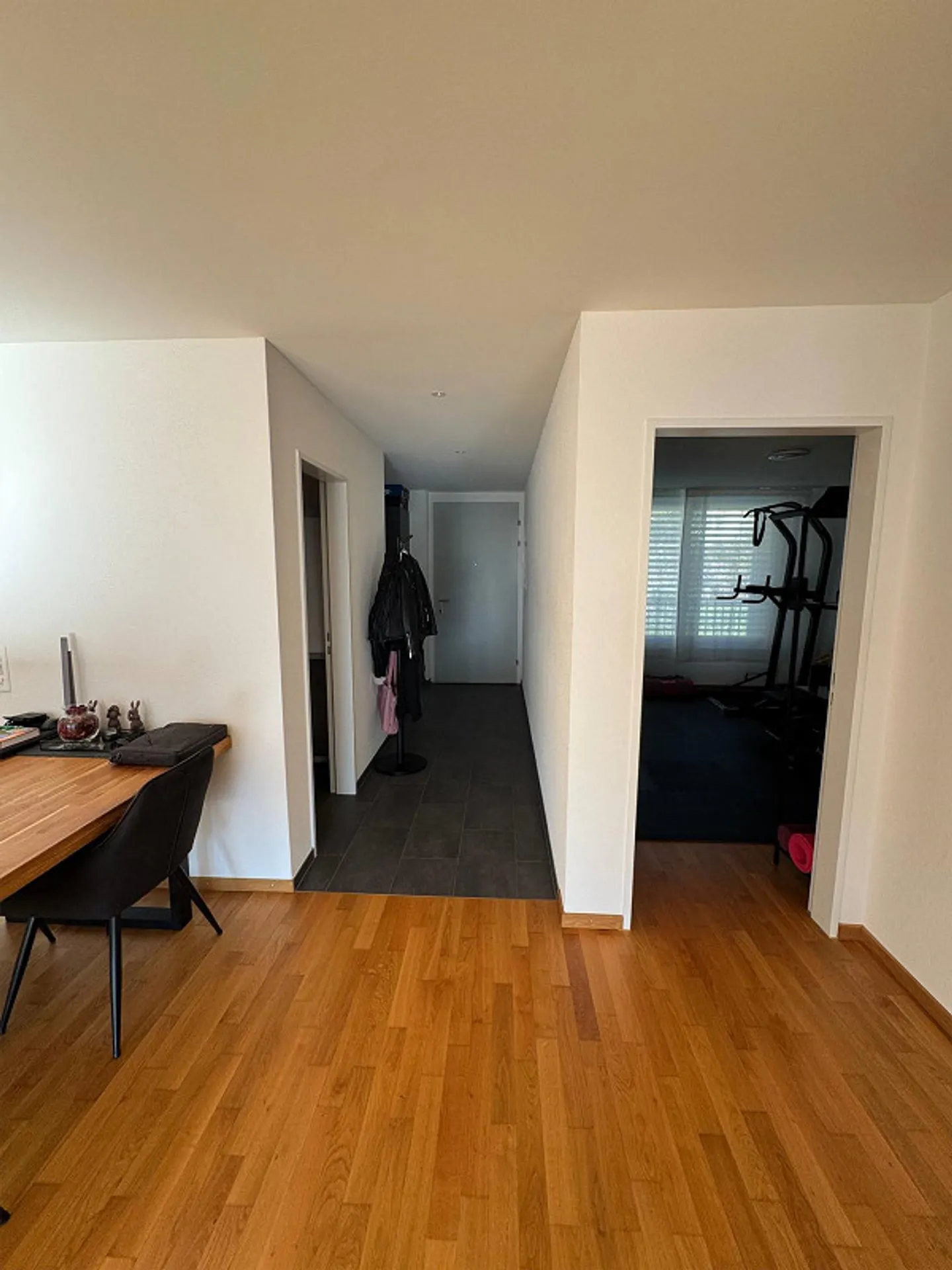 Modernes 3.5-Zimmer Apartment - Foto 2 von 8