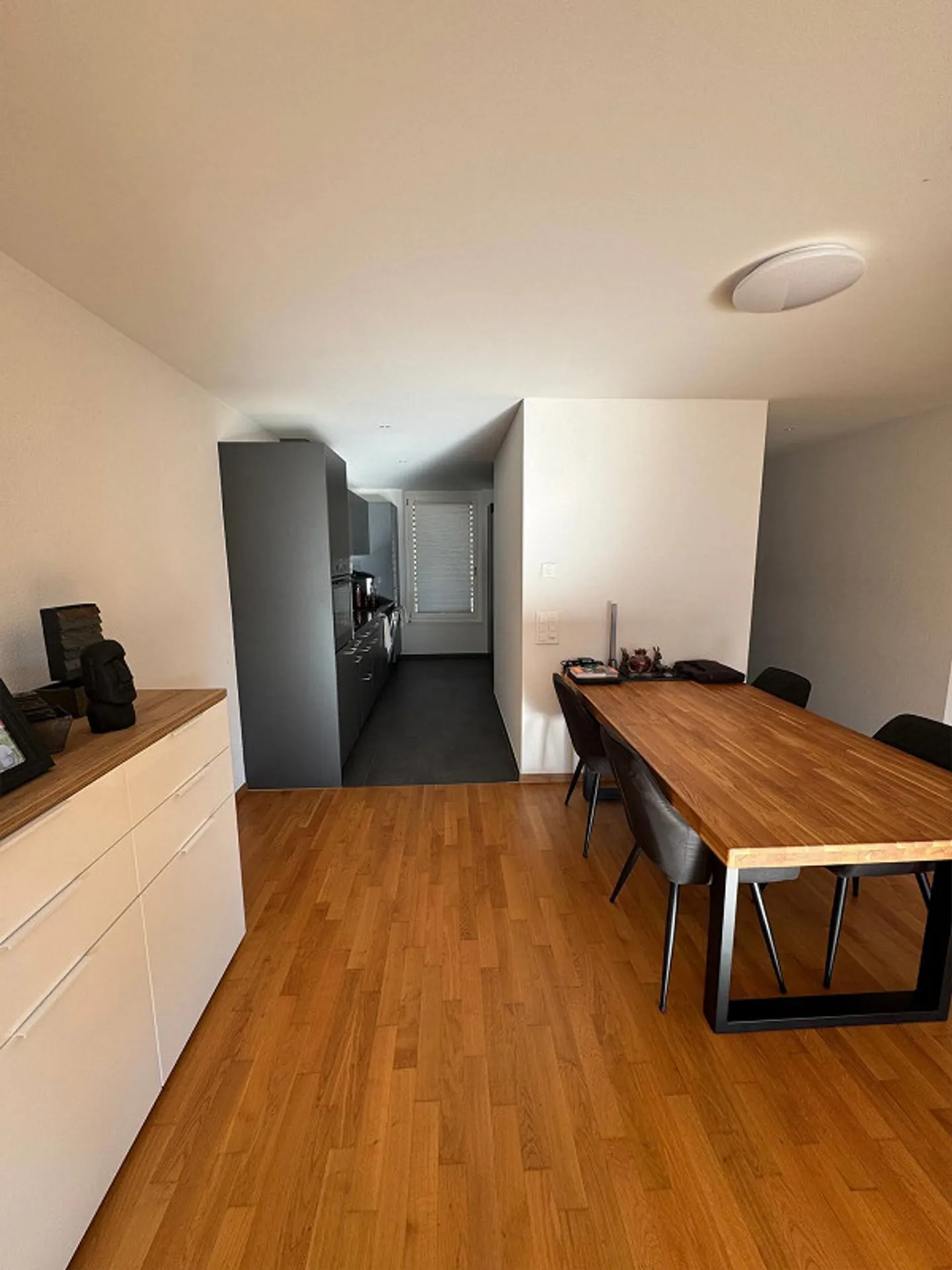 Modernes 3.5-Zimmer Apartment - Foto 1 von 8