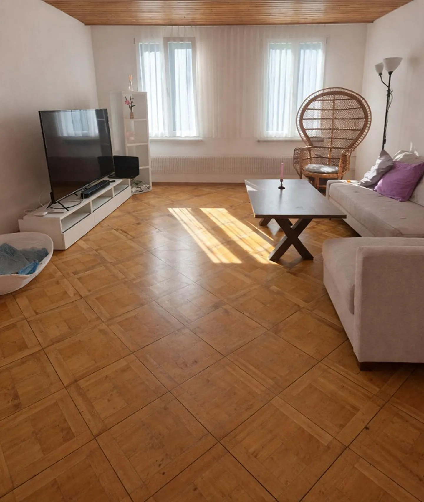 Geräumige Wohnung mit Aussicht - Foto 3 von 5