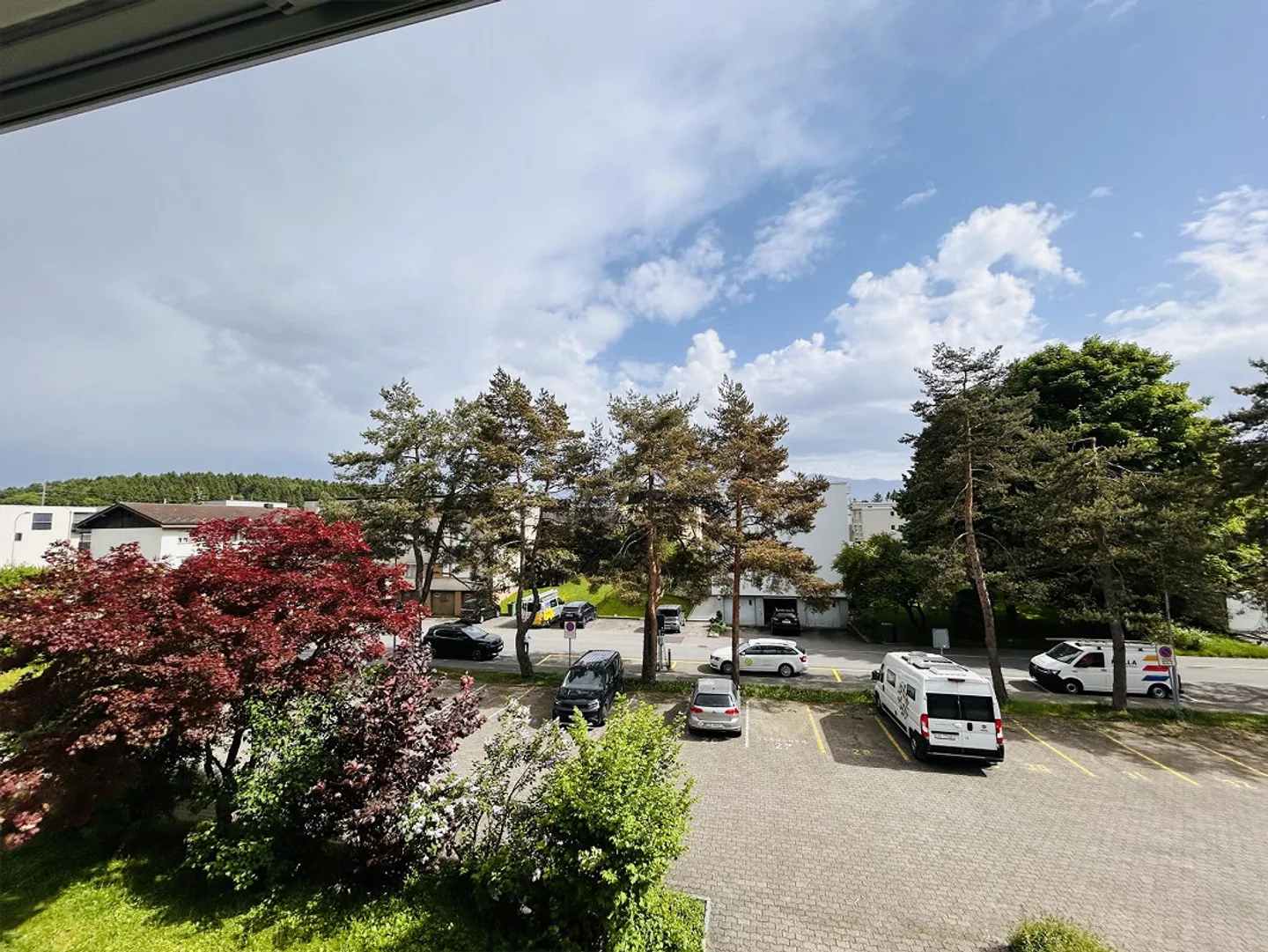 Exclusive 3.5-Room Apartment with Access to Indoor Pool in Hünenberg Dorf - Photo 5 of 10