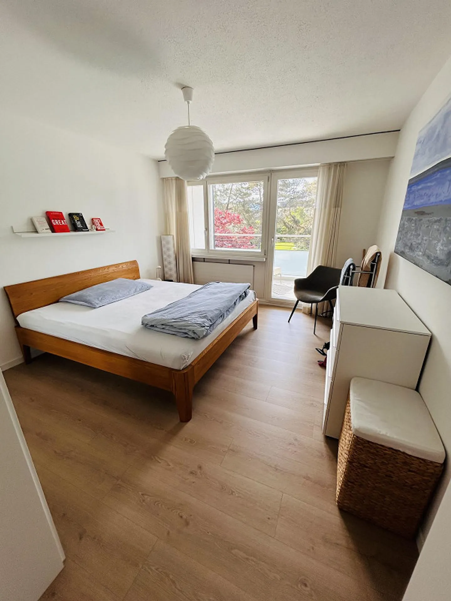 Exclusive 3.5-Room Apartment with Access to Indoor Pool in Hünenberg Dorf - Photo 8 of 10