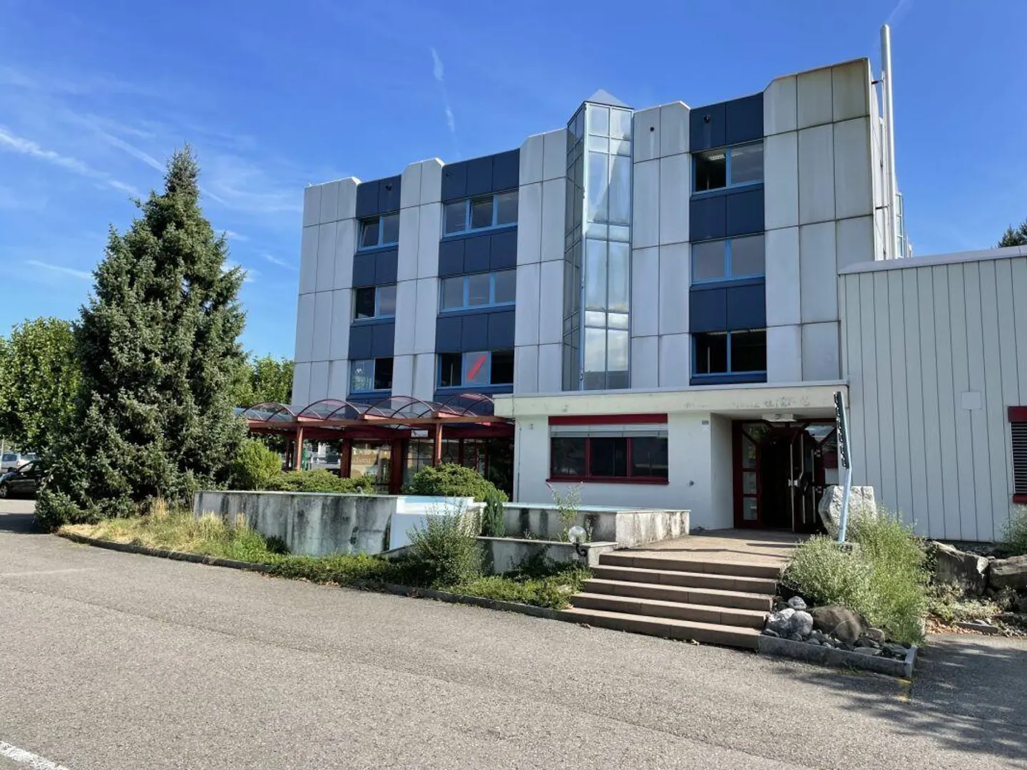 Vielseitiger Büroraum in Kaltbrunn - Foto 4 von 7
