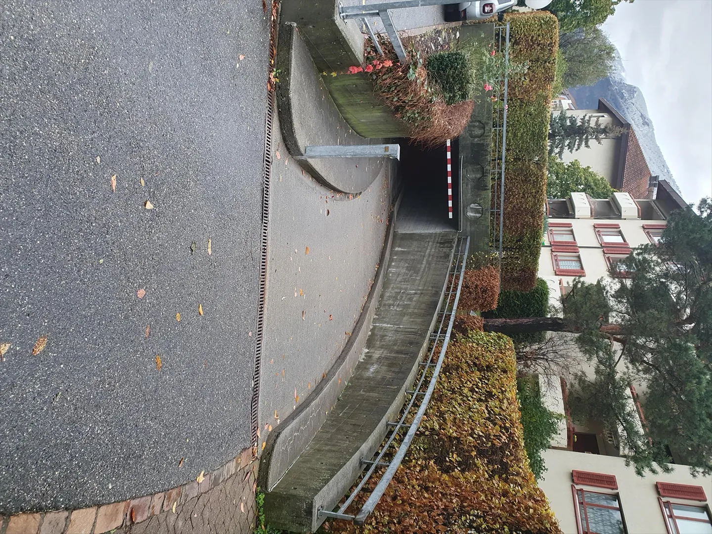 Einstellplatz zu vermieten - Foto 2 von 3