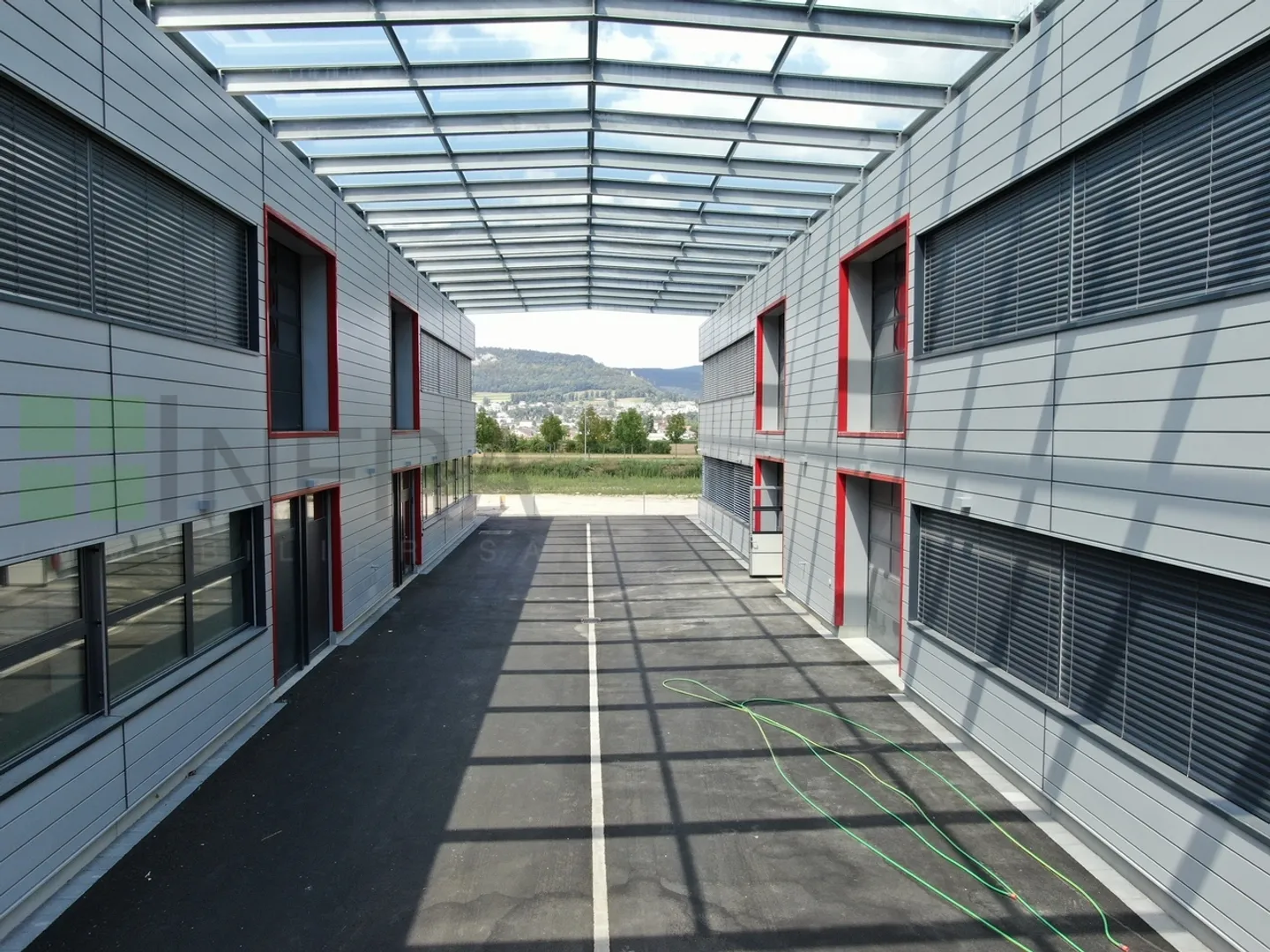 Delémont, Inodel Zone - Gewerbe-/Bürofläche zu vermieten - Foto 8 von 16