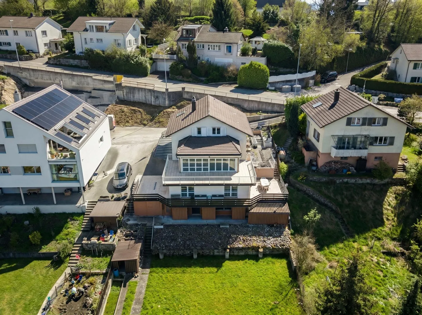 Grosszügiges Einfamilienhaus mit Seesicht und Einliegerwohnung - Foto 2 di 10