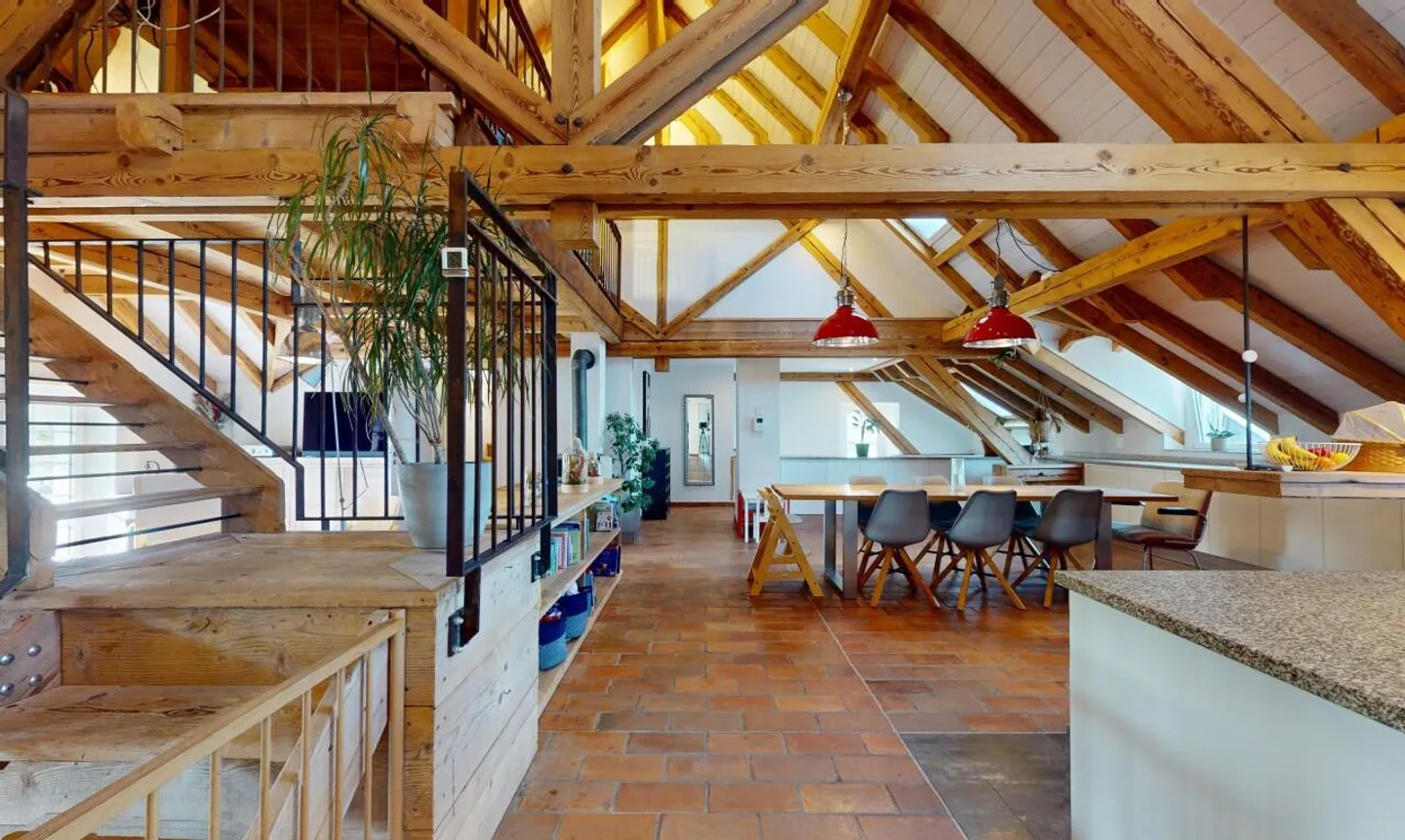 Un loft sotto i tetti! Duplex mansardato dal fascino incomparabile - Foto 1 di 13