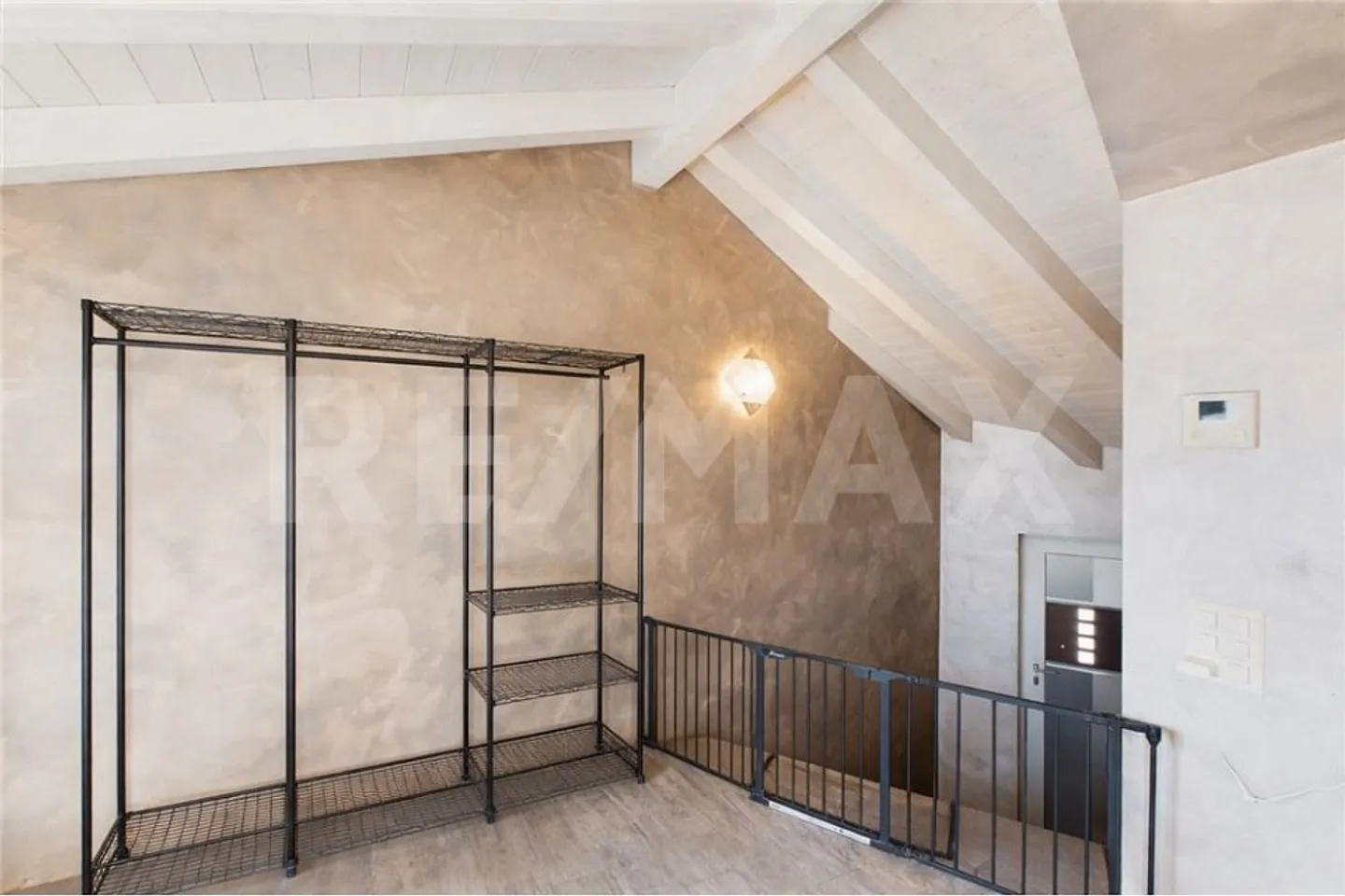 Charming Detached House in Sigirino - Photo 3 of 13