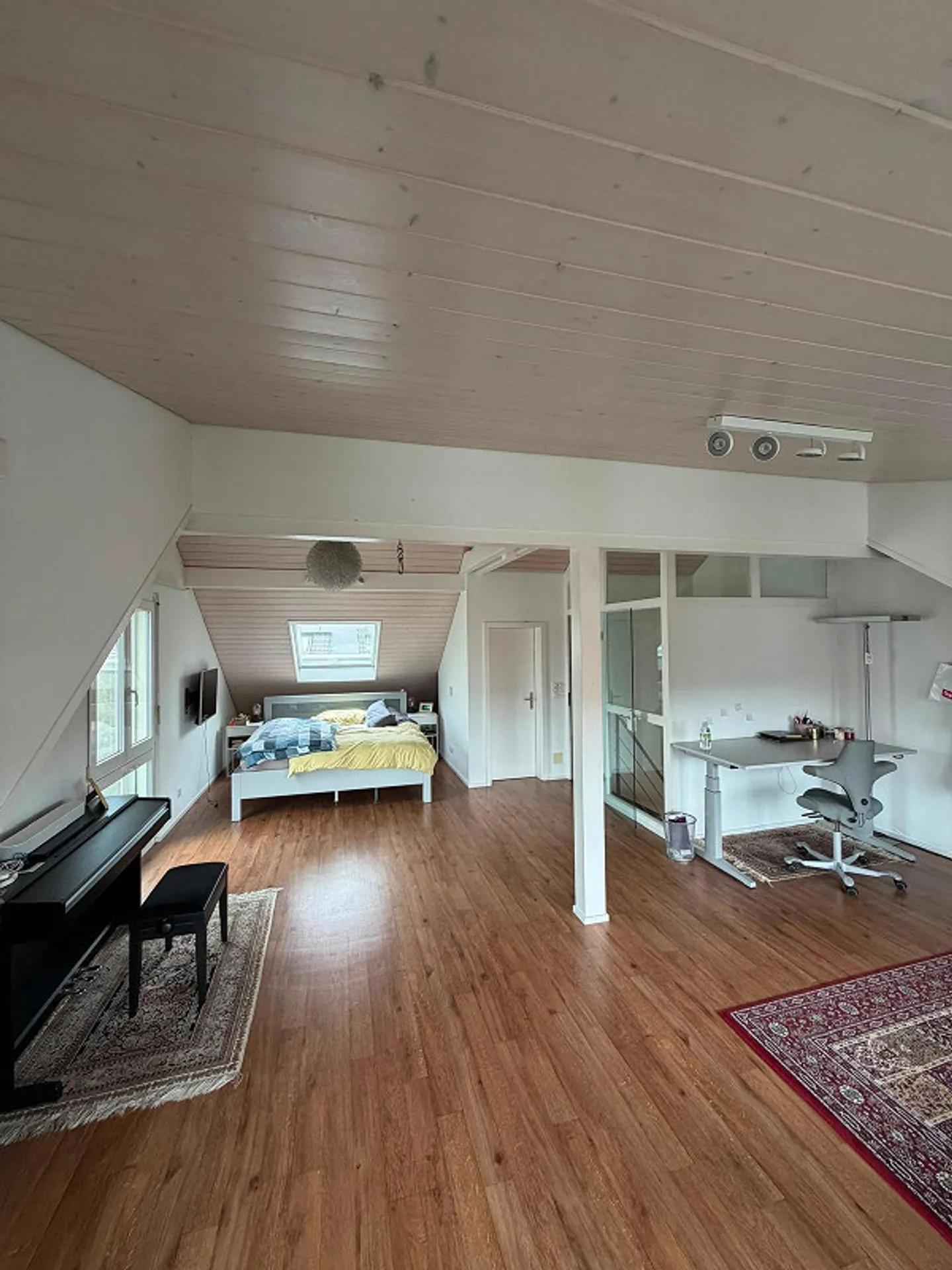 6 Room House for Rent - Photo 12 of 12