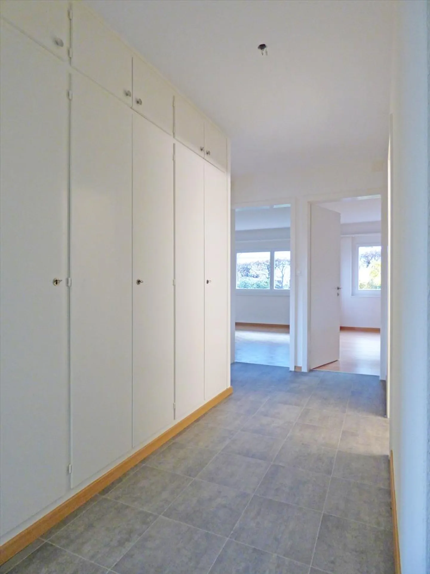 Ideal residential location - Top price-performance ratio! - Photo 3 of 11