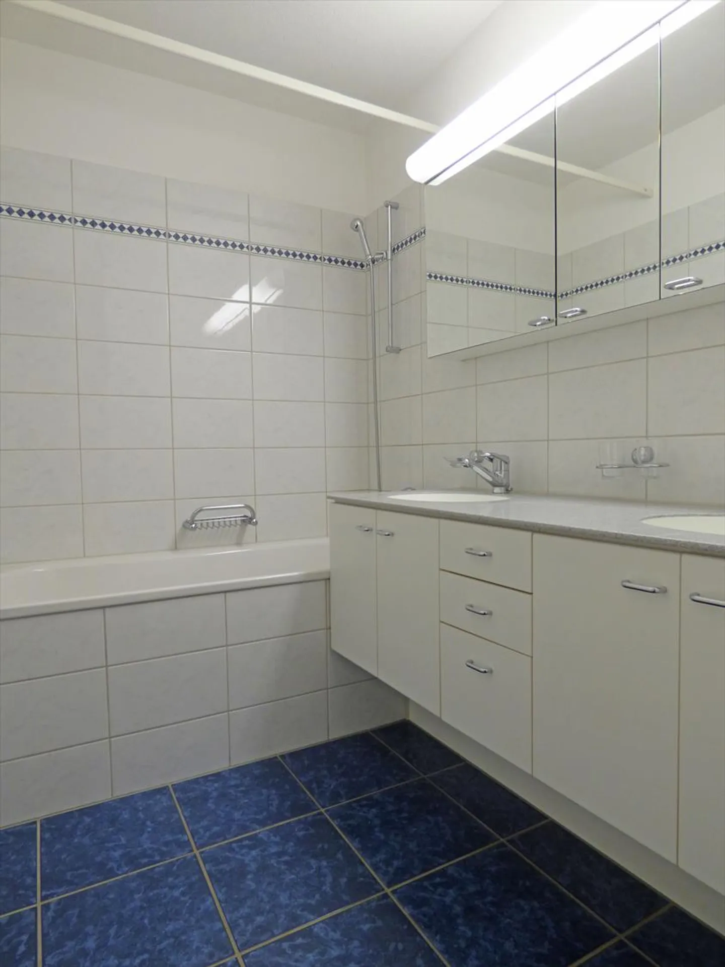 Ideal residential location - Top price-performance ratio! - Photo 8 of 11