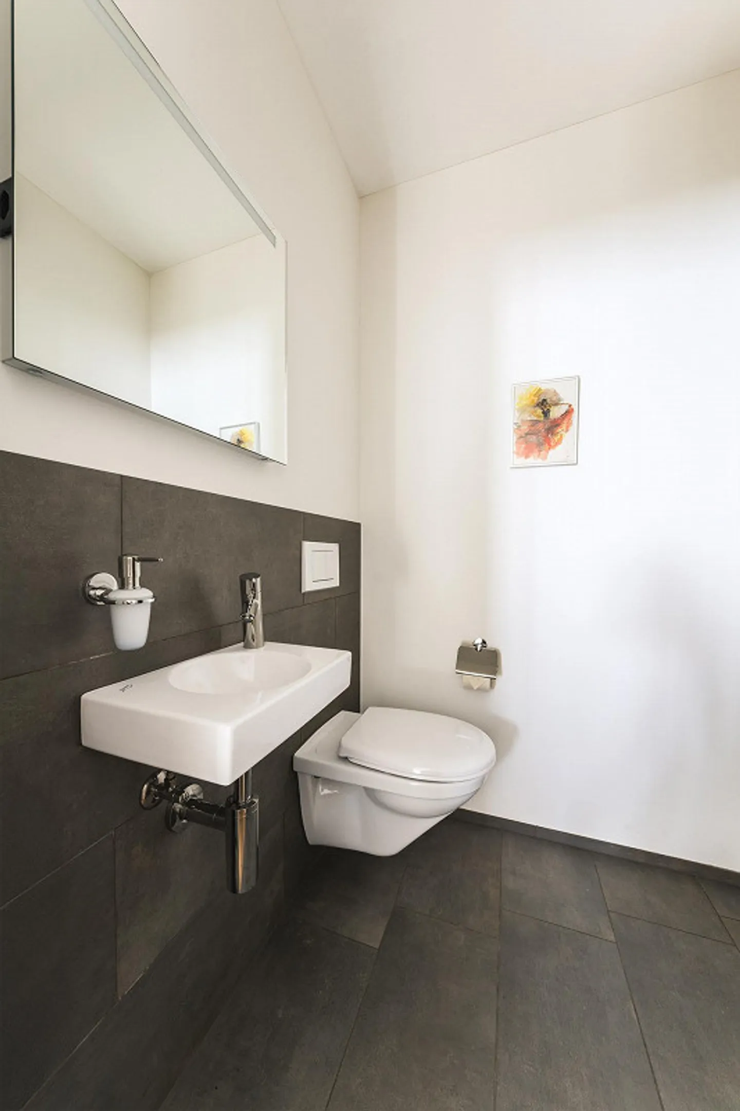 2.5 Room Penthouse Apartment - Photo 11 of 16