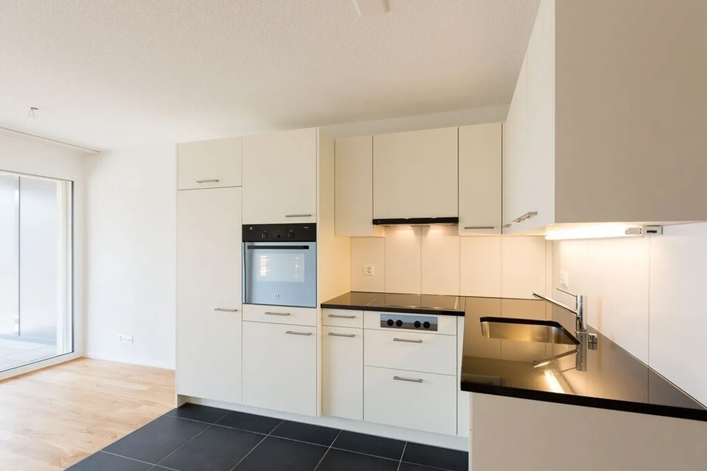 Appartement lumineux dans un environnement calme ! - Photo 3 sur 9