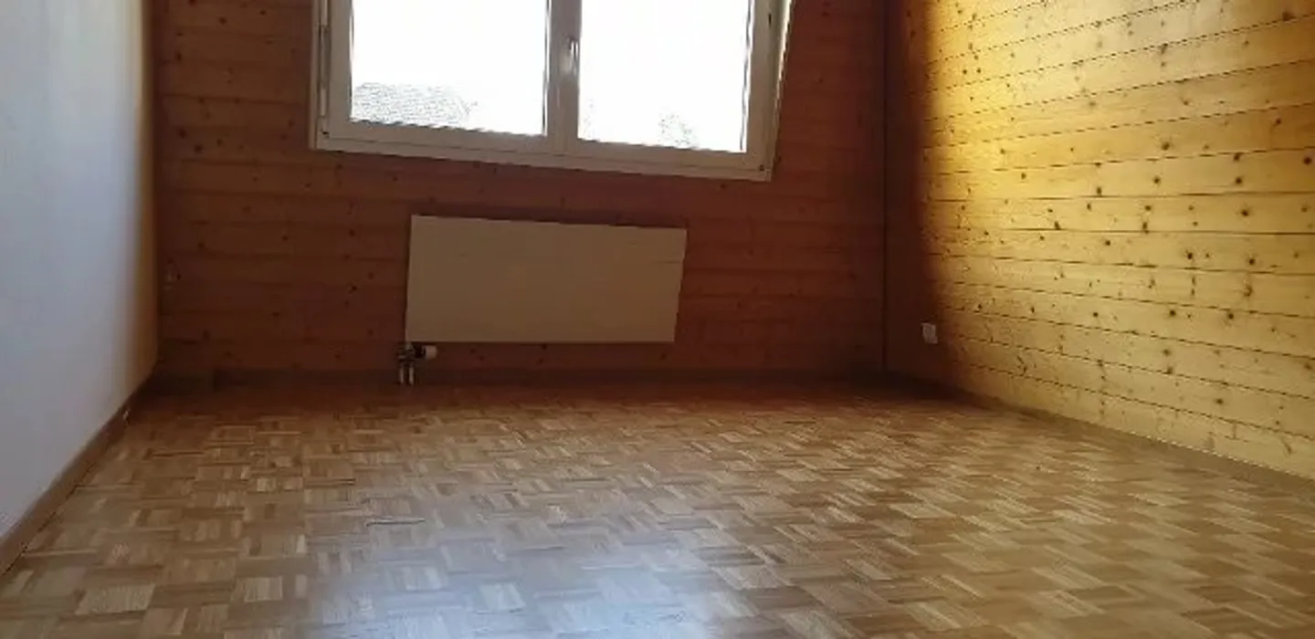 Appartamento con due camere al 4° piano - Foto 2 di 5