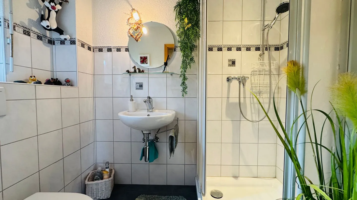 Charmantes Einfamilienhaus mit Garten - Foto 15 von 16