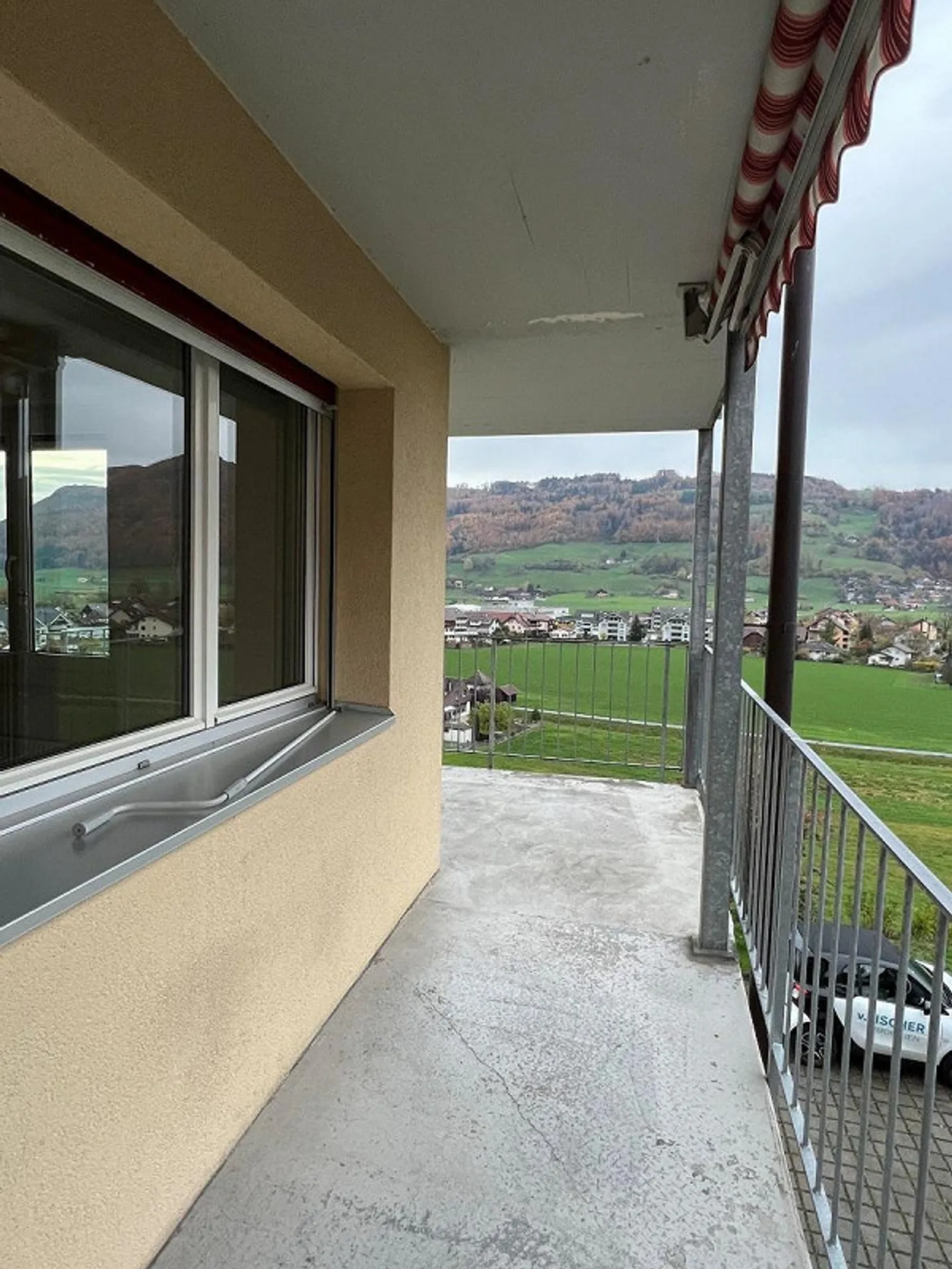 Familienwohnung mit grossem Balkon - Foto 11 von 13